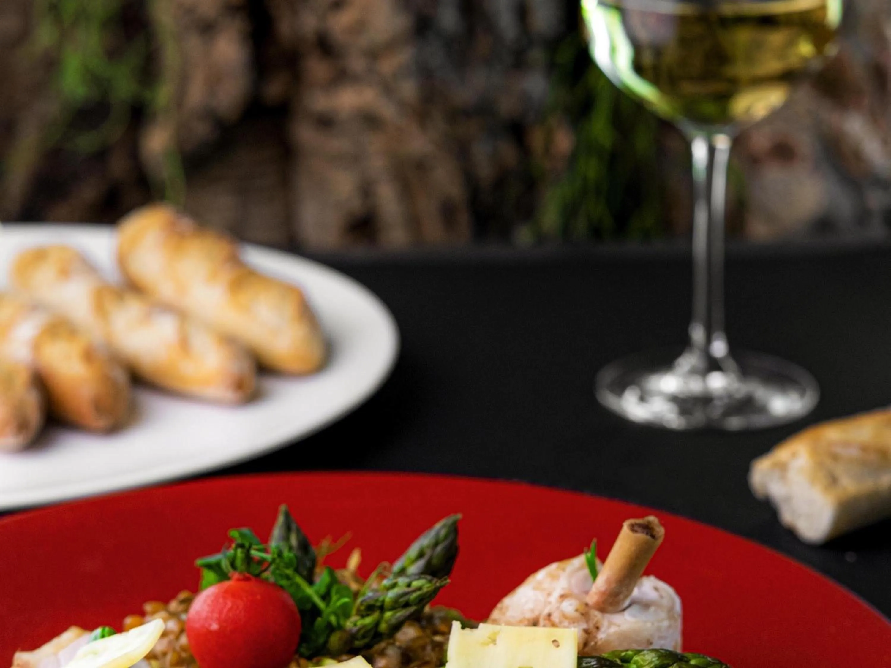 Restaurant/places to eat in Sofitel Lyon Bellecour