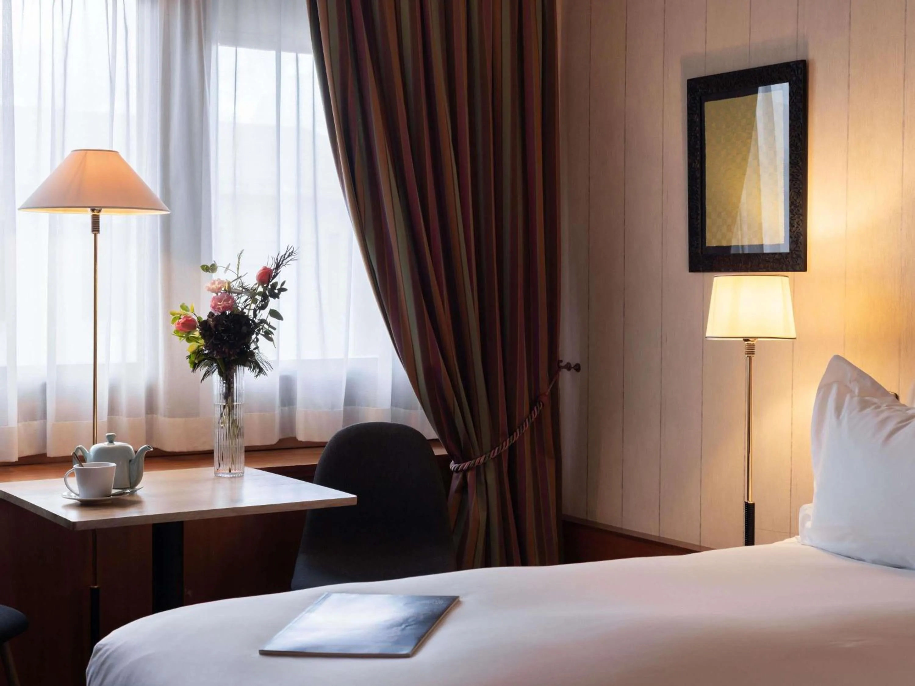 Bedroom, Bed in Sofitel Lyon Bellecour