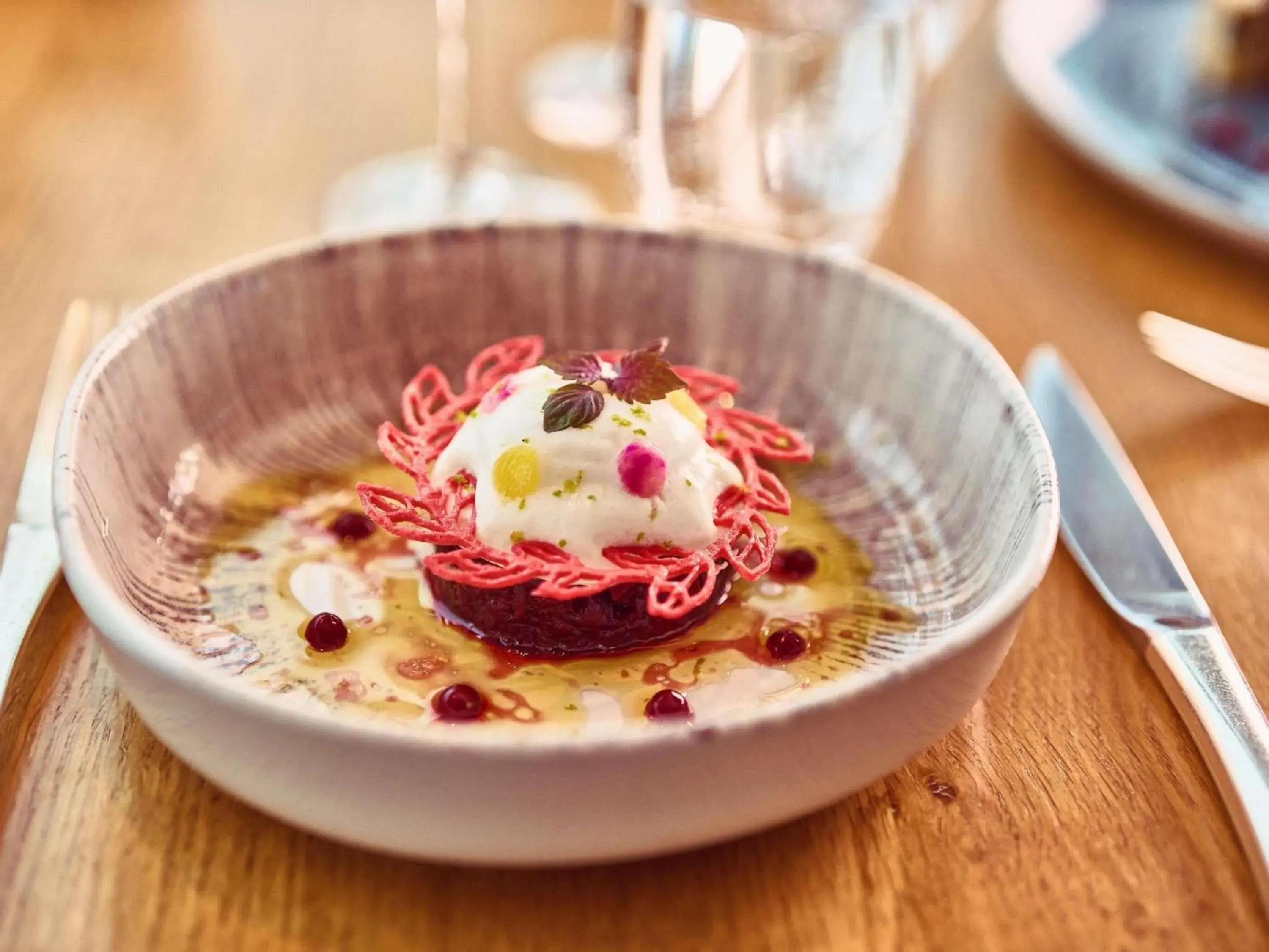 Restaurant/places to eat in Sofitel Lyon Bellecour Restaurant/places to eat in Sofitel Lyon Bellecour