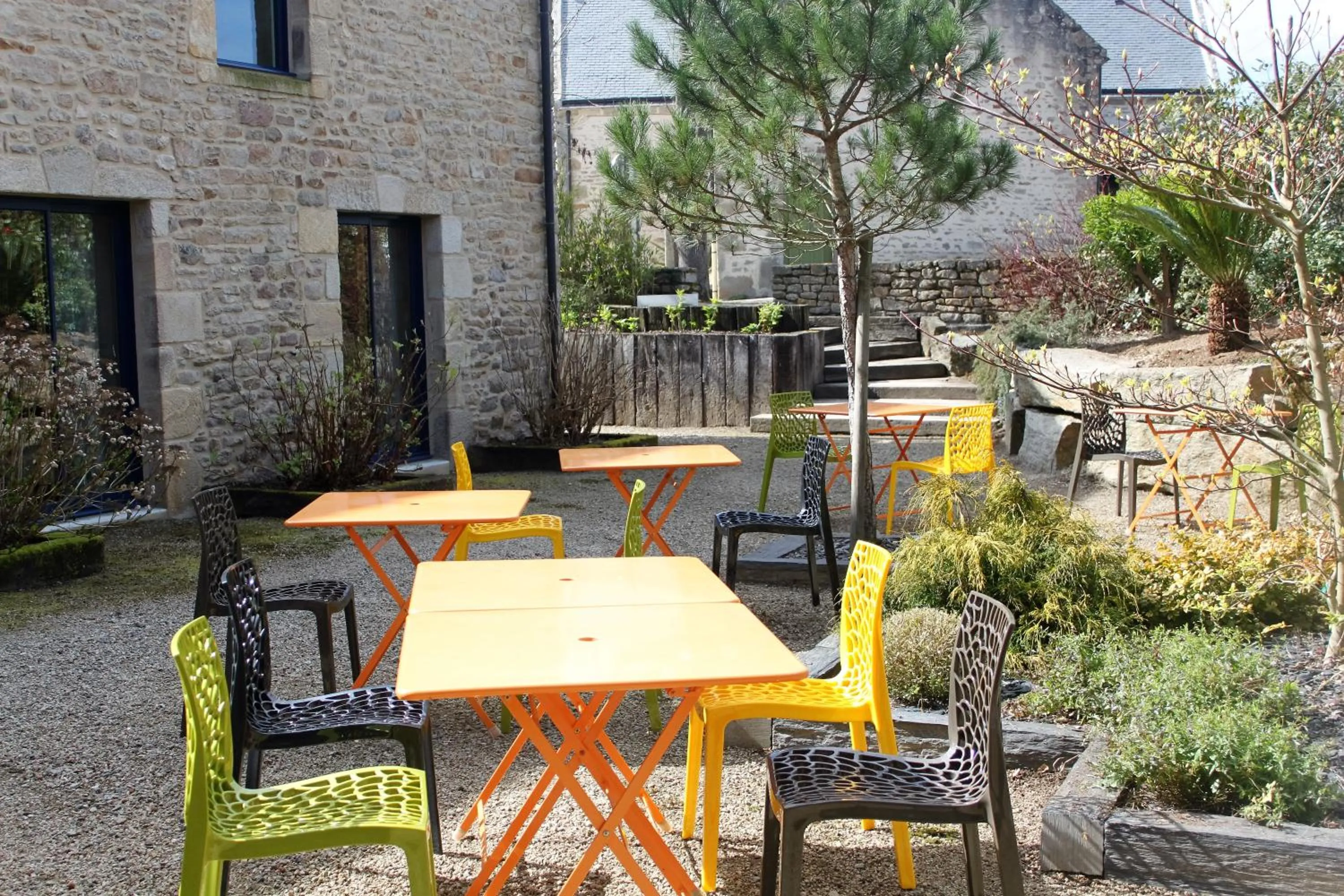 Balcony/Terrace in Hôtel - Restaurant l'Hortensia