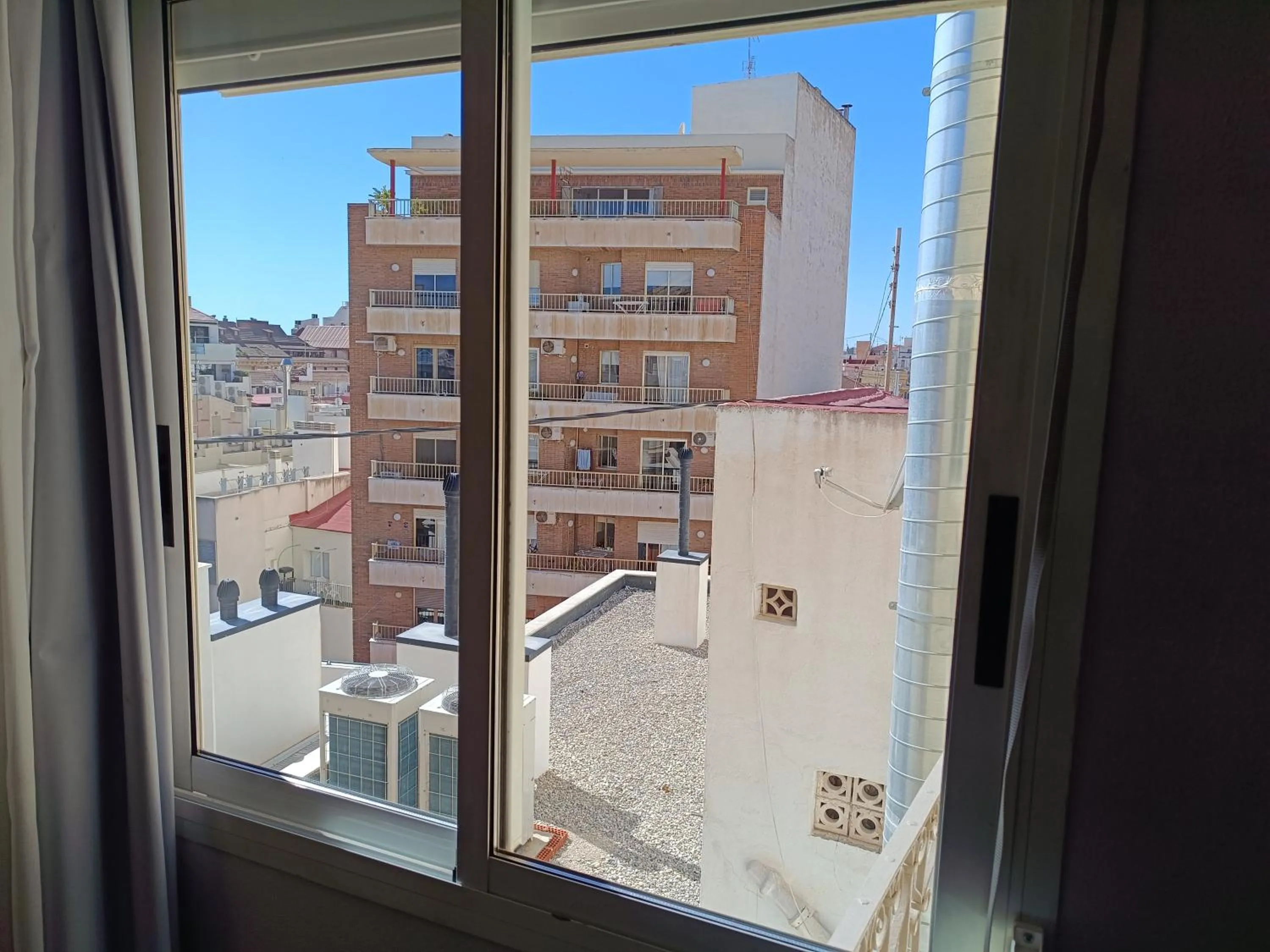 Inner courtyard view in Mendez Nuñez Alicante