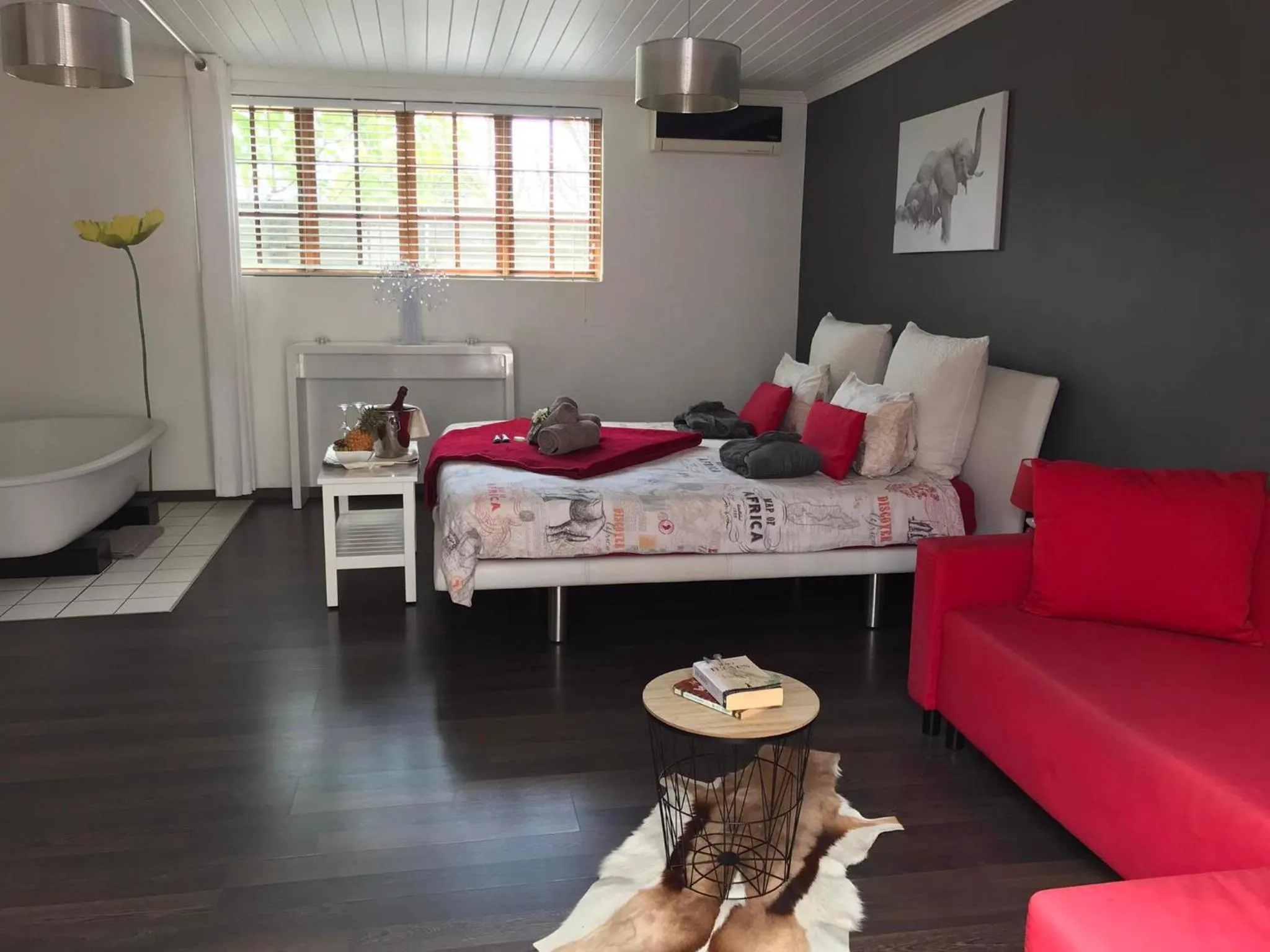 Bed in B&B Sauvignon Country Lodge