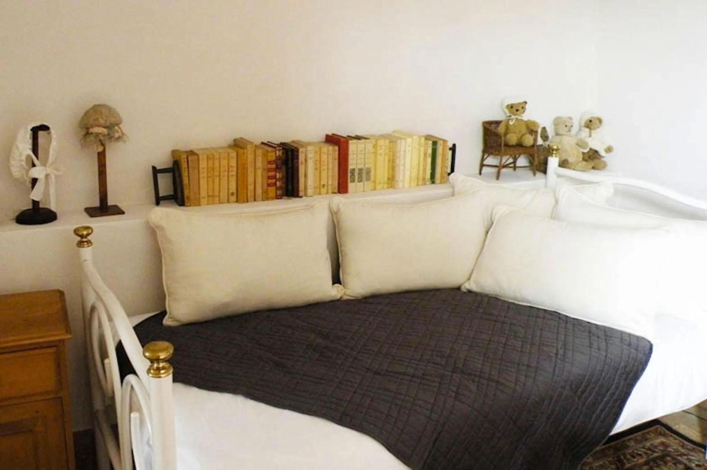 Bed in B&B Le Deffends de Redon