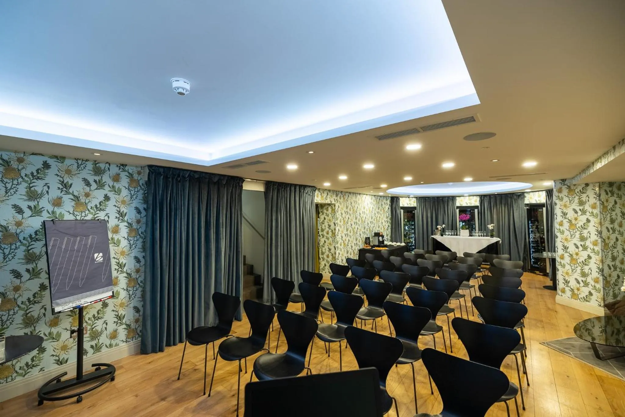 Meeting/conference room in Hotel Xenia - Autograph Collection