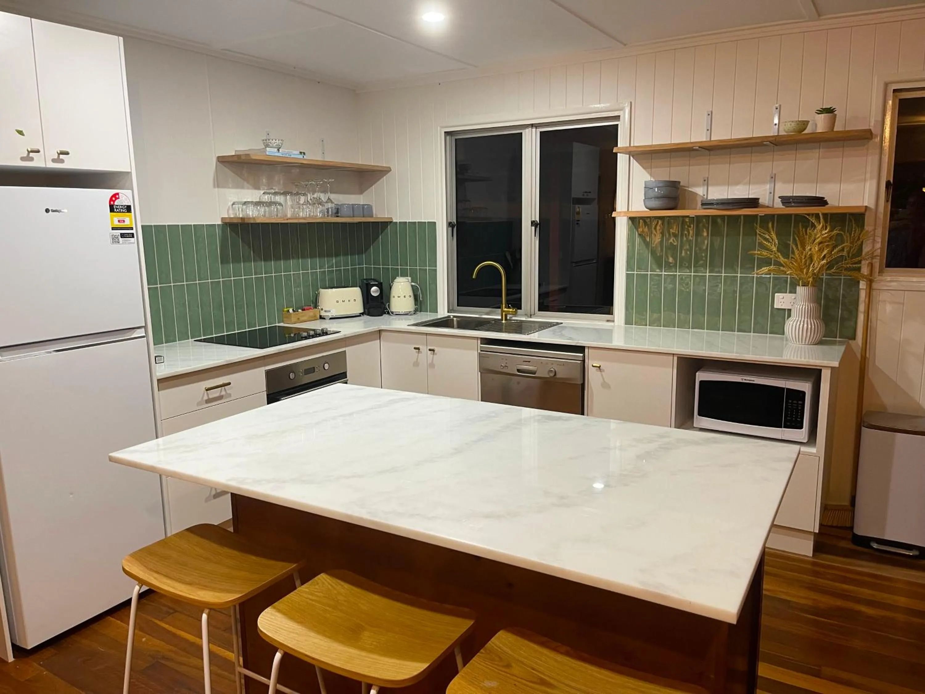 Kitchen or kitchenette in Serenity