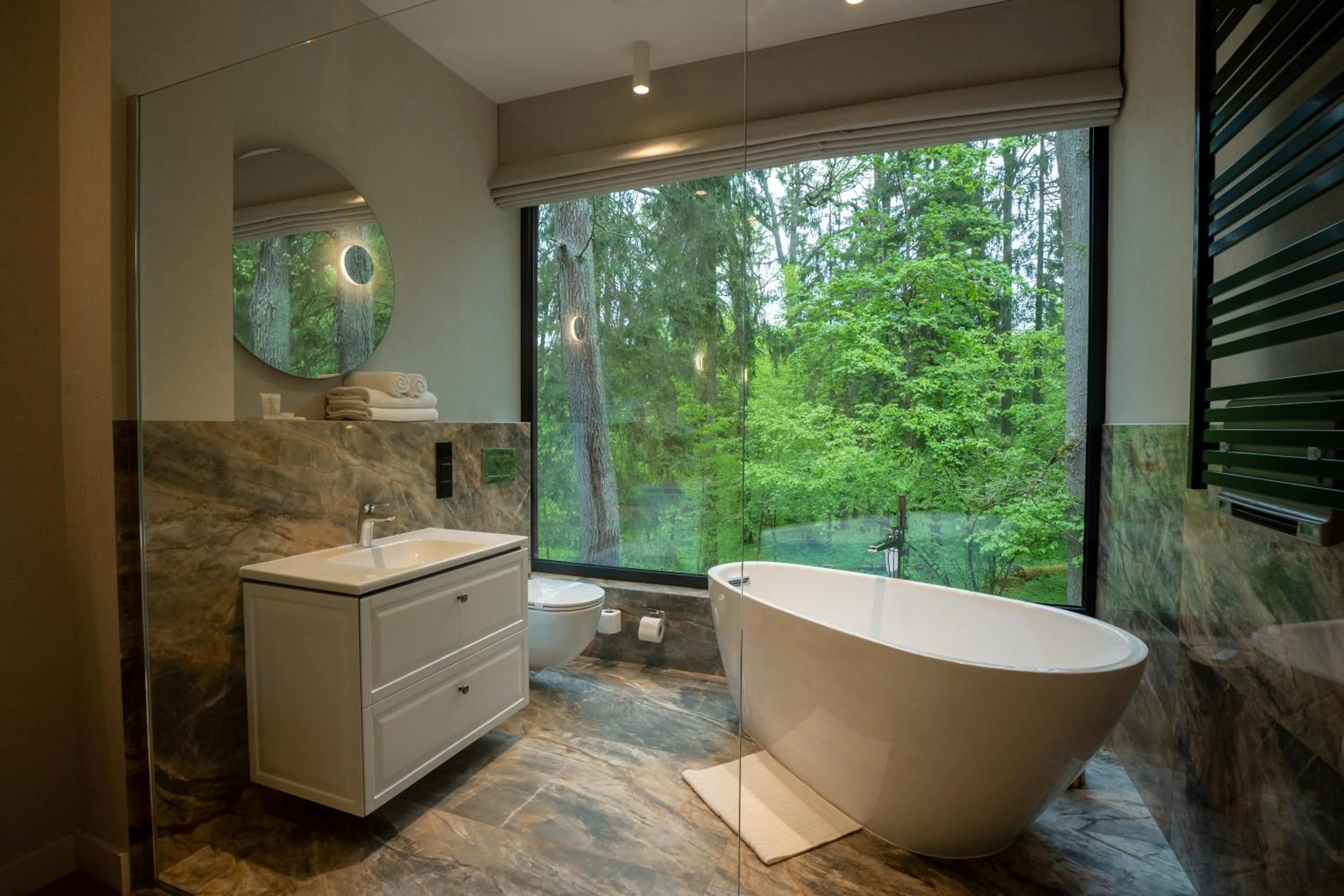 Bathroom in Enklawa Białowieska Forest & Spa