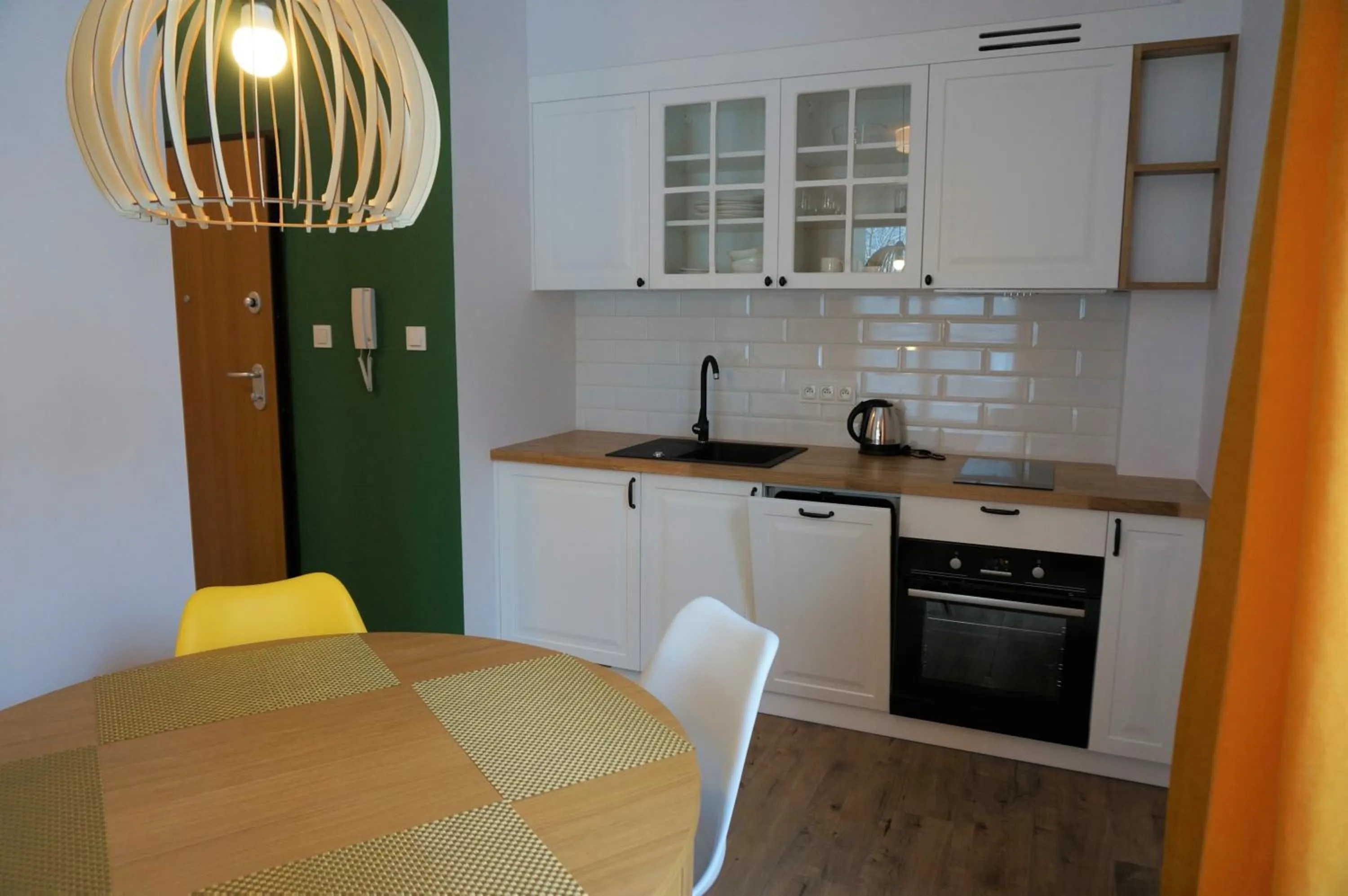 Kitchen or kitchenette in Enklawa Białowieska Forest & Spa
