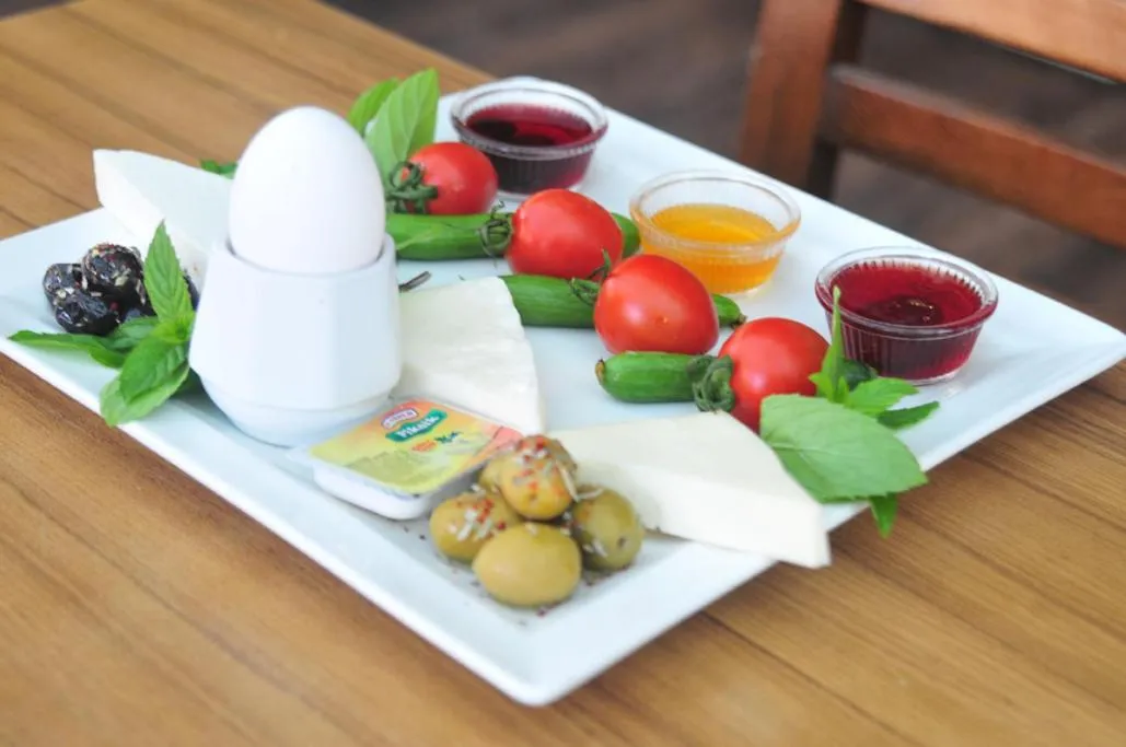 Breakfast in Kont Pension