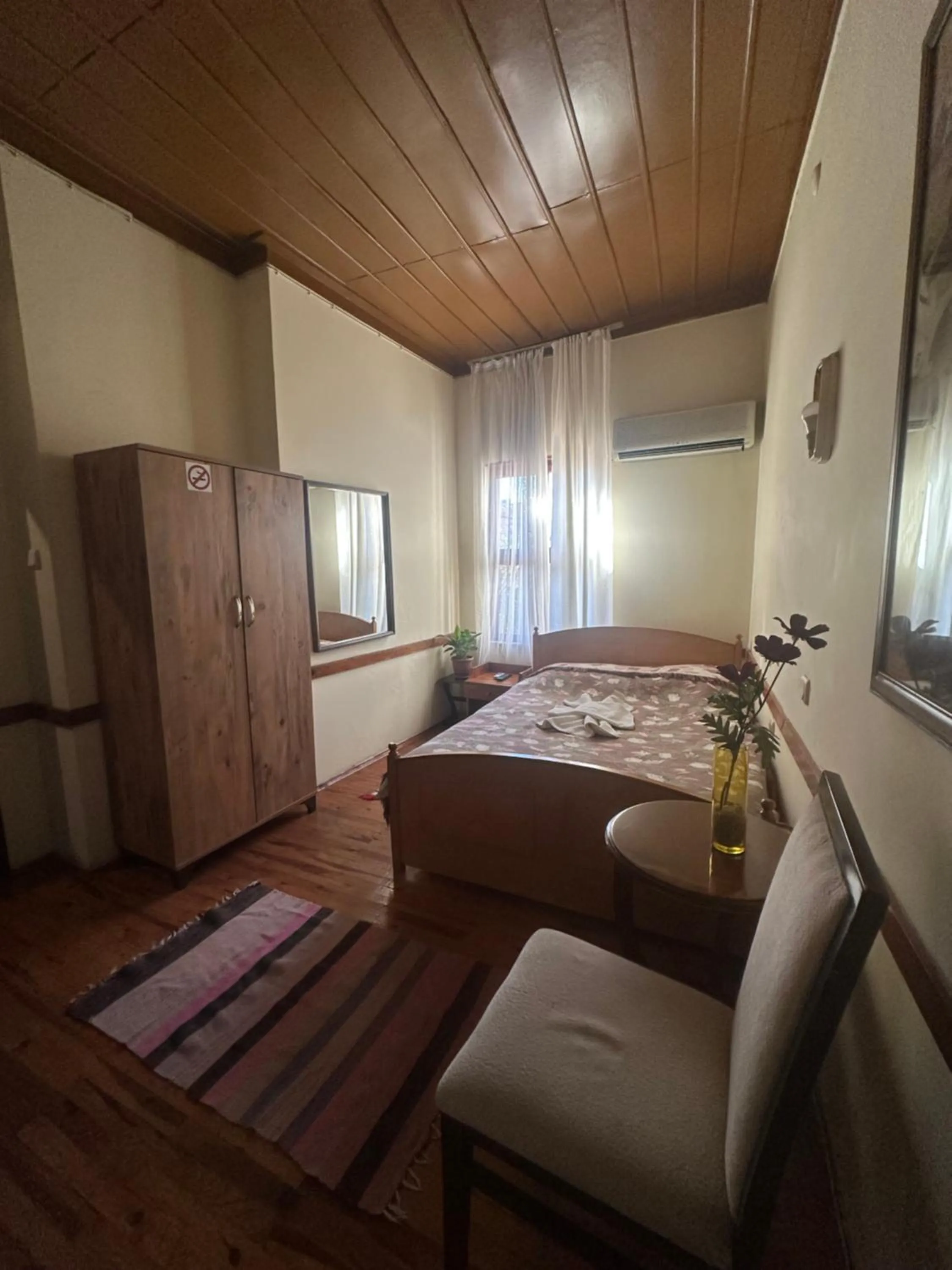 Bedroom in Kont Pension