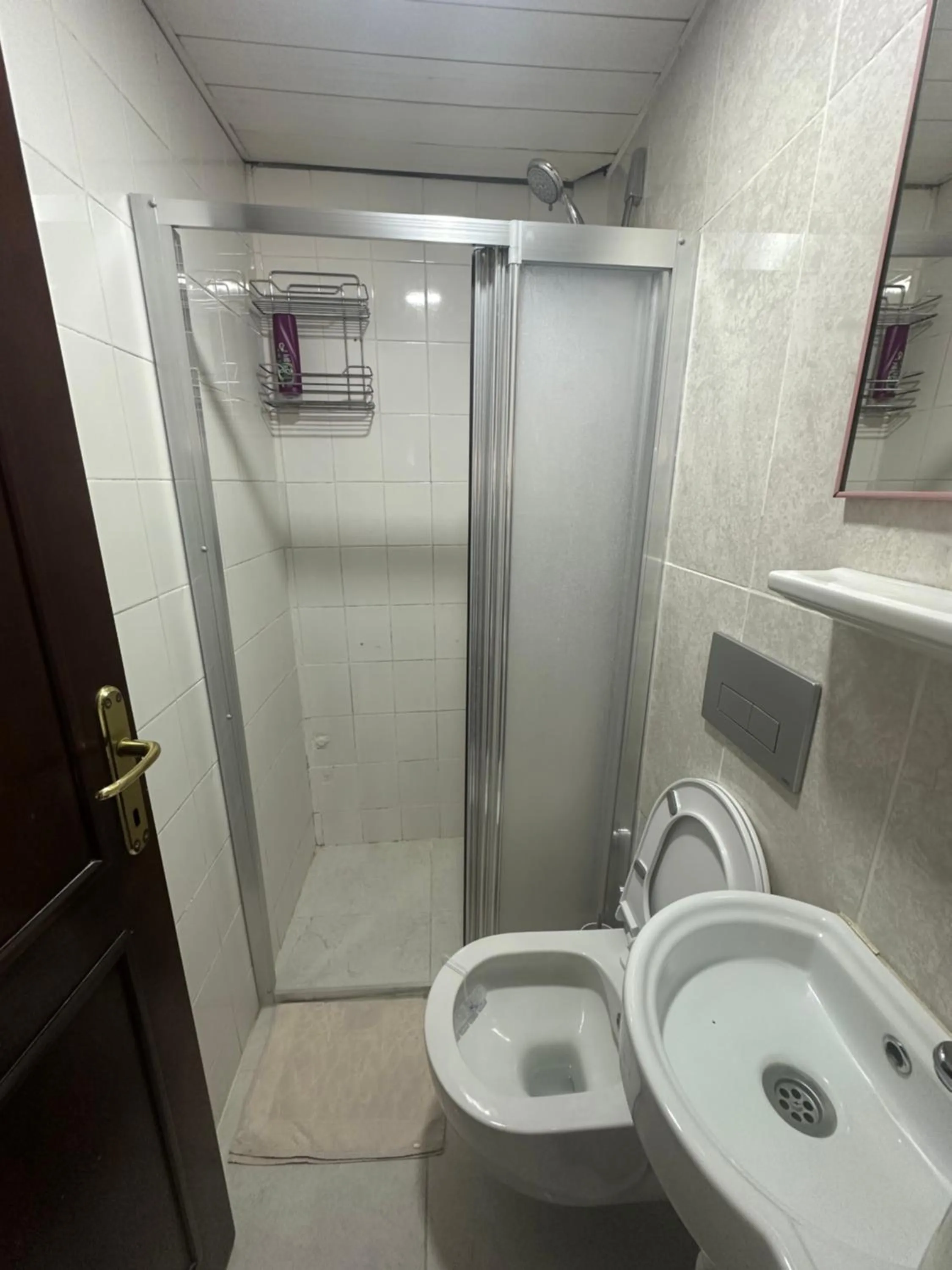 Bathroom in Kont Pension