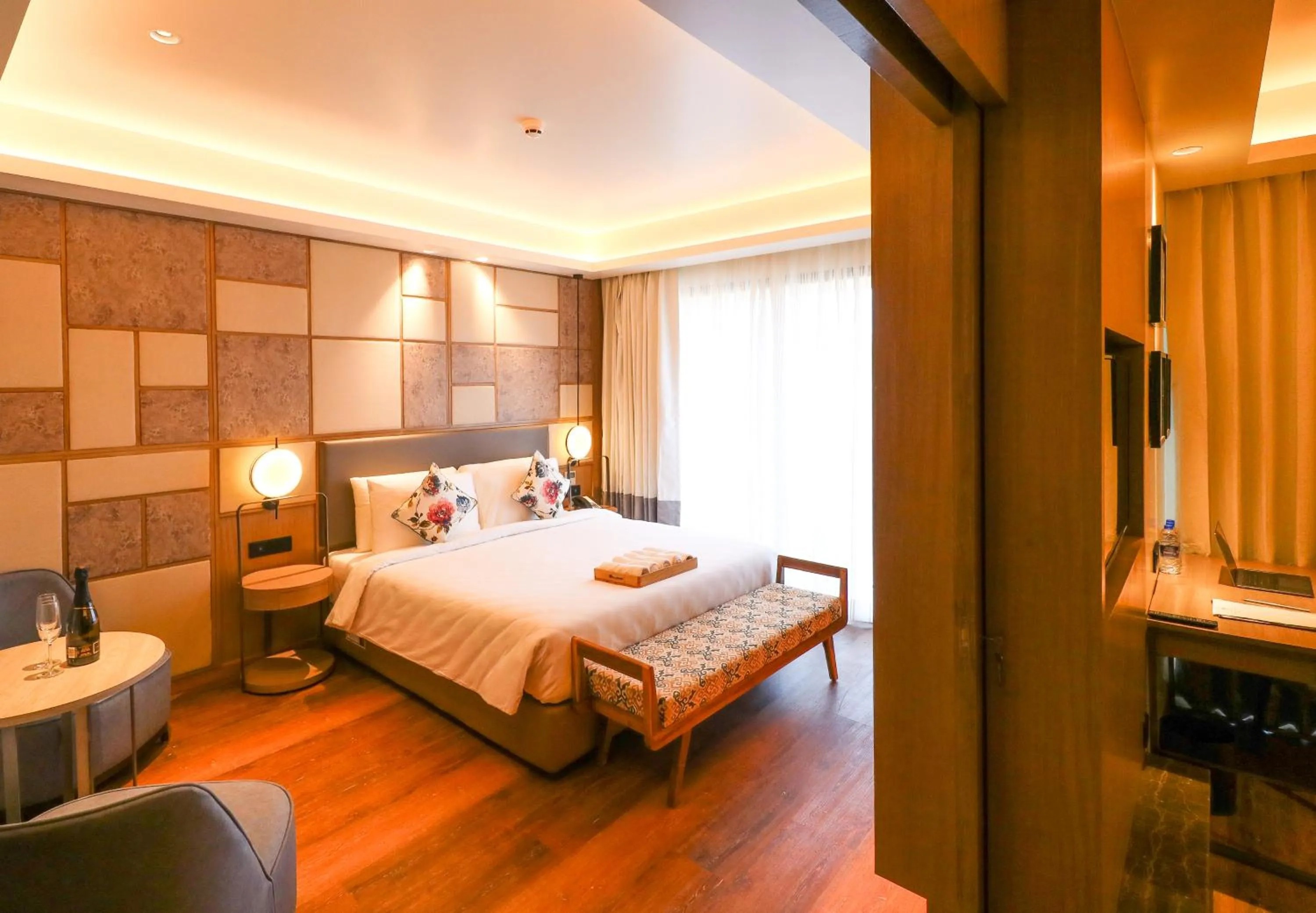 Bed in Regenta SGS Greenotel - Lonavala