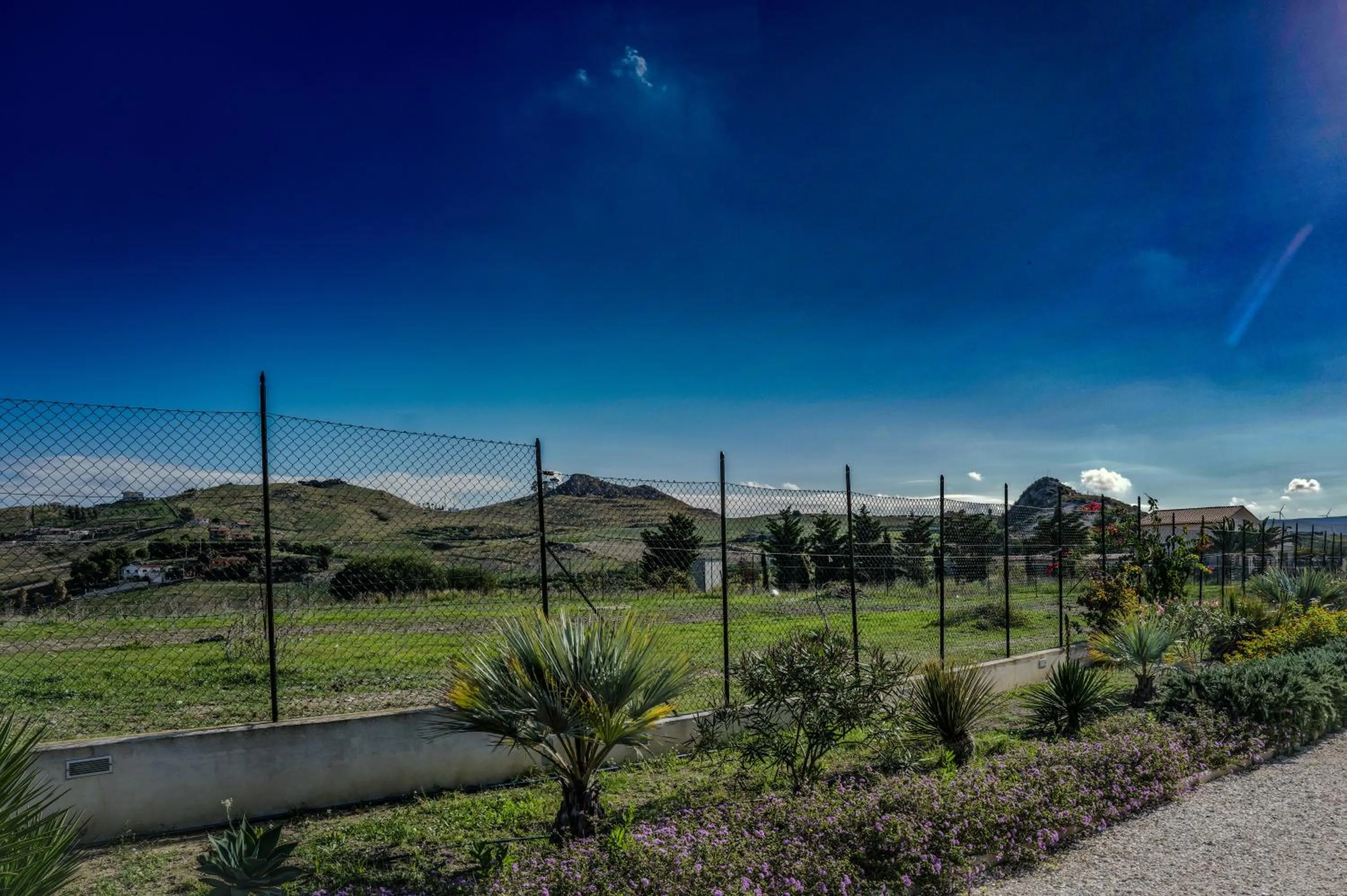 Garden in B&B L'EDEN DI CAPO BIANCO