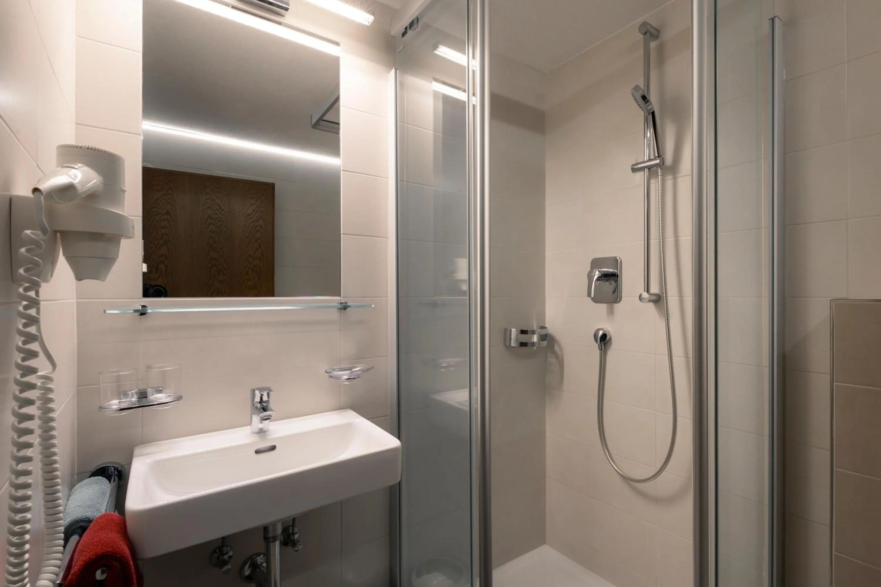 Shower in Apart Jägerheim