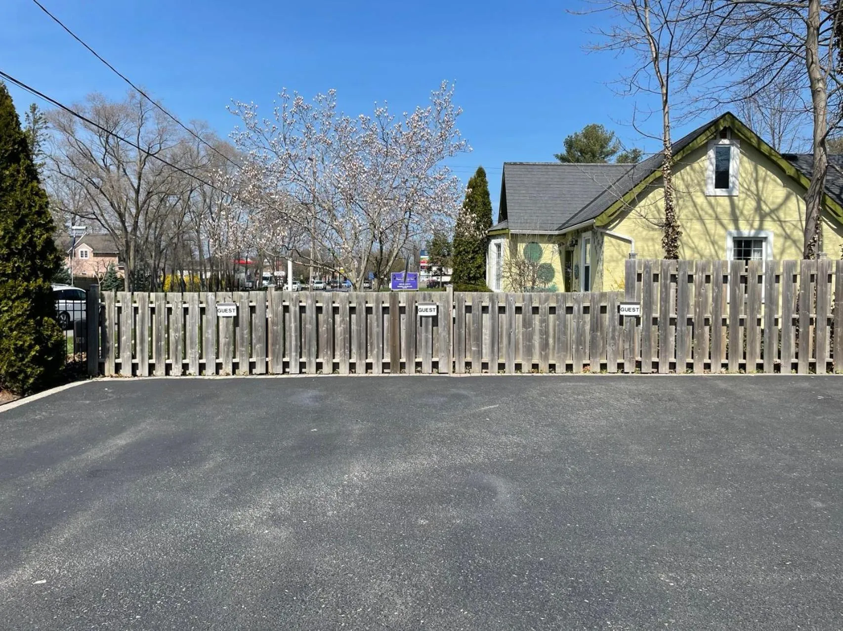 Parking in Abacot Hall Bed & Breakfast