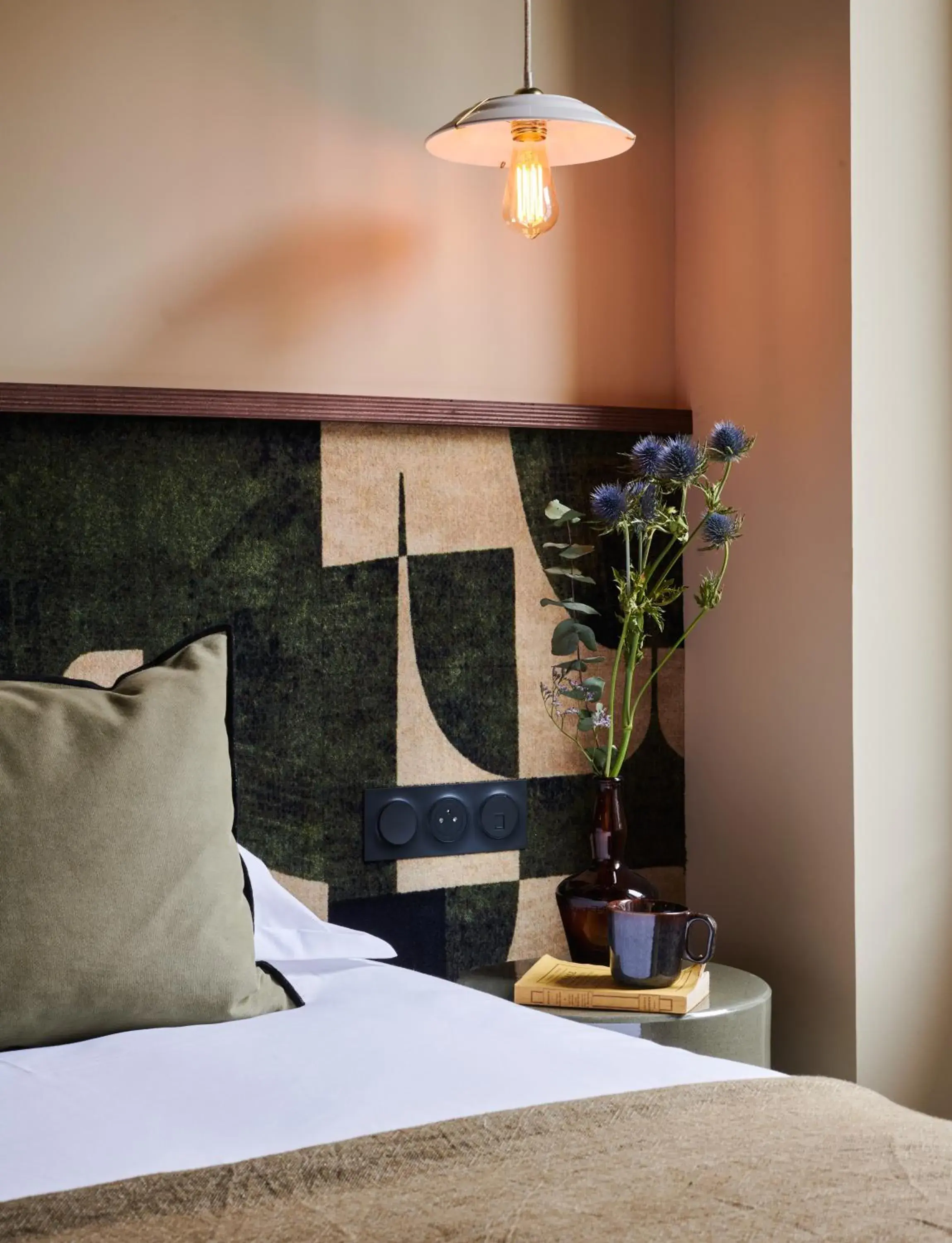 Bed in Hôtel Cartier Bed in Hôtel Cartier