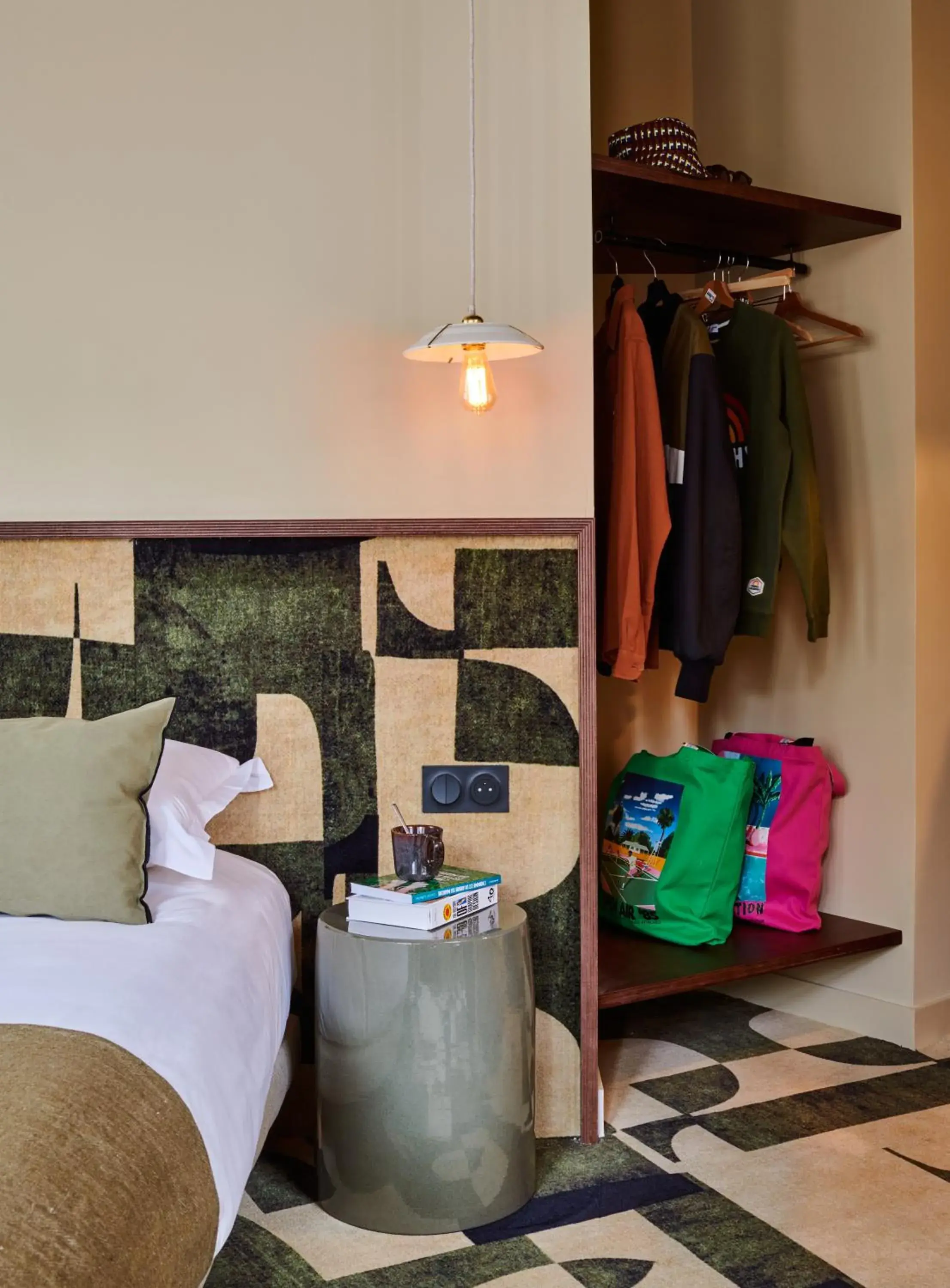 Bed in Hôtel Cartier Bed in Hôtel Cartier