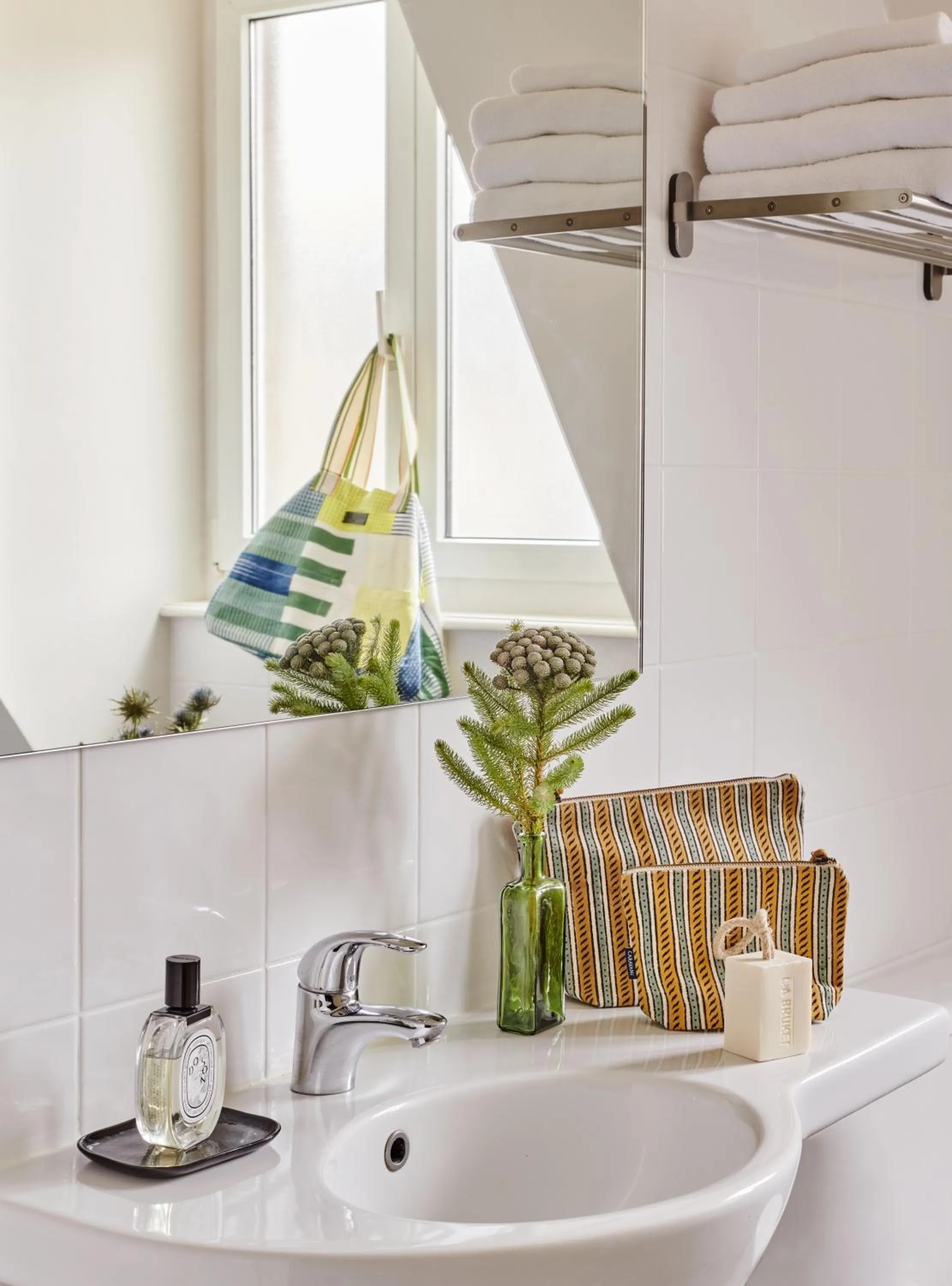Bathroom in Hôtel Cartier