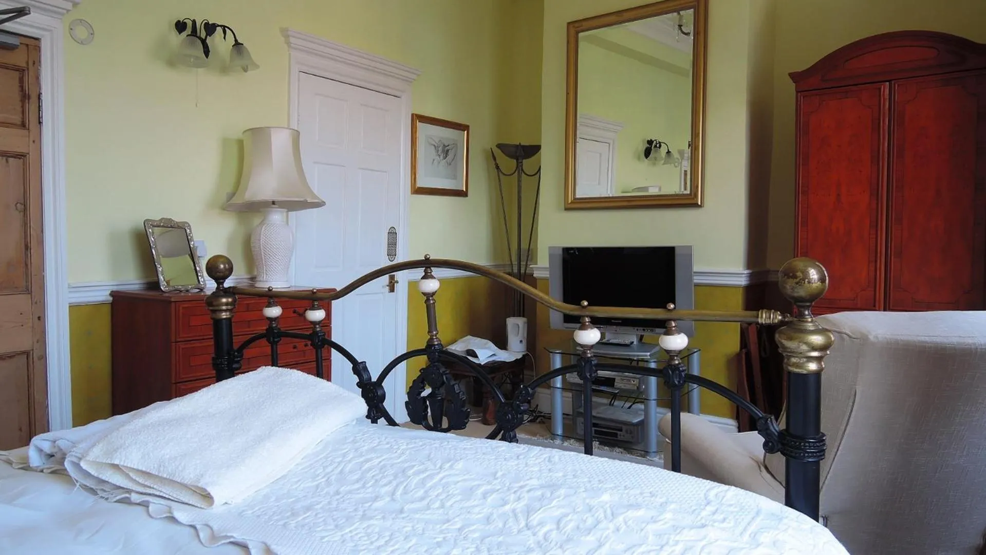 Bed in The Georgian House