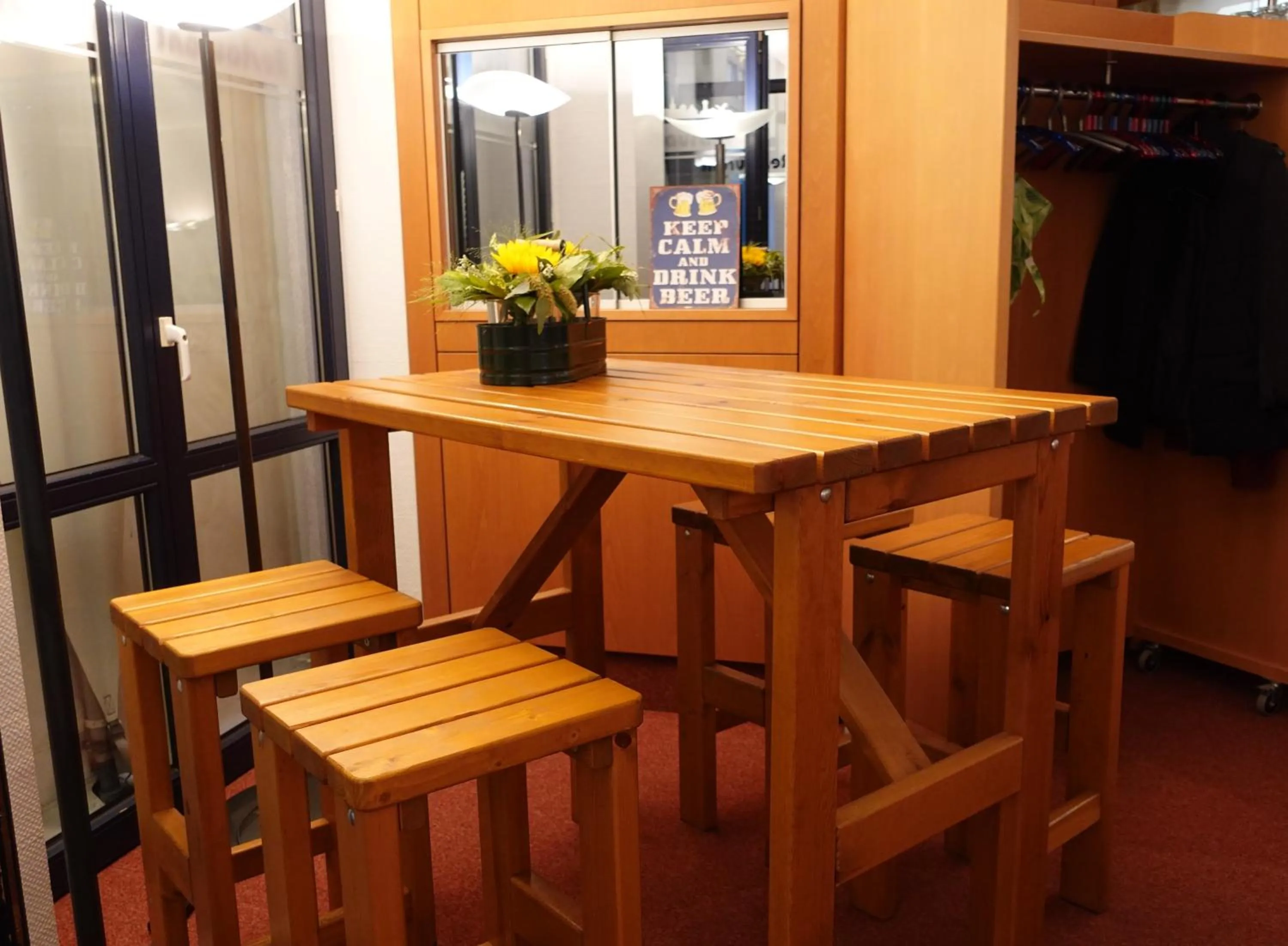 Restaurant/places to eat in Hotel am Weiher