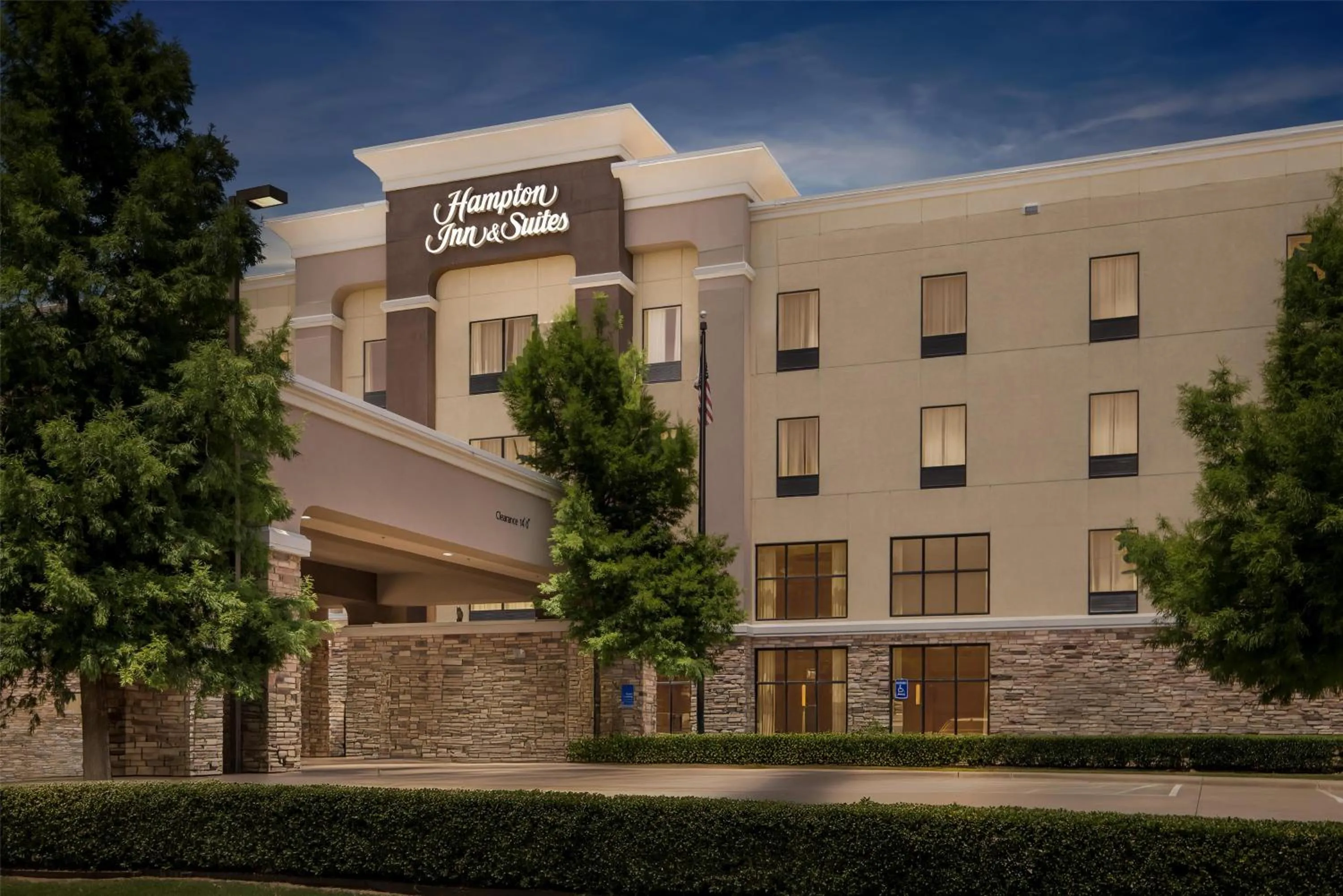 Property building in Hampton Inn and Suites Trophy Club - Fort Worth North