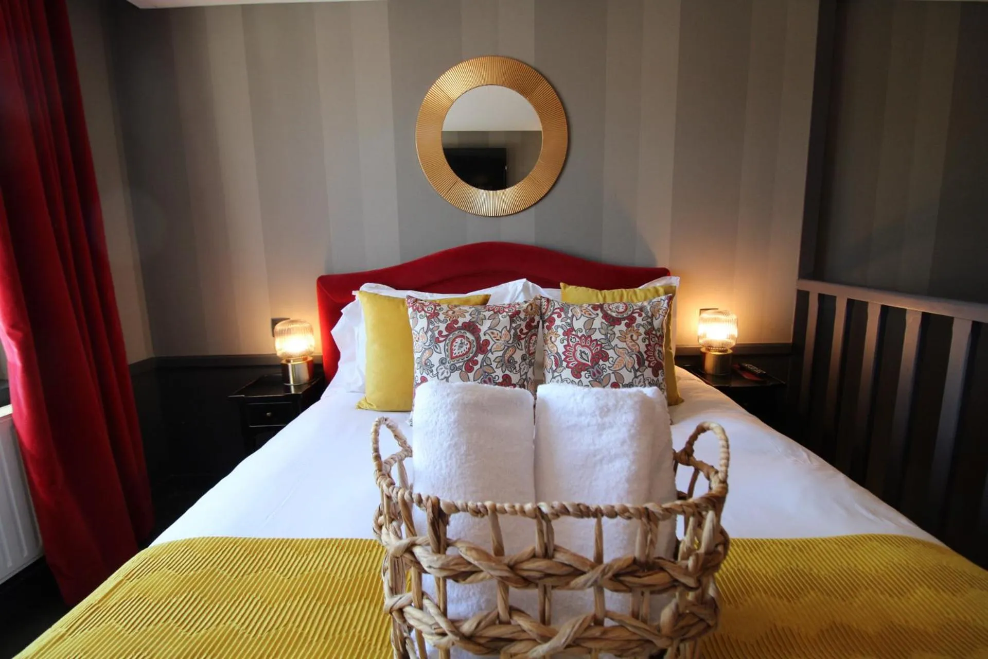 Photo of the whole room, Bed in Hôtel Alexandra