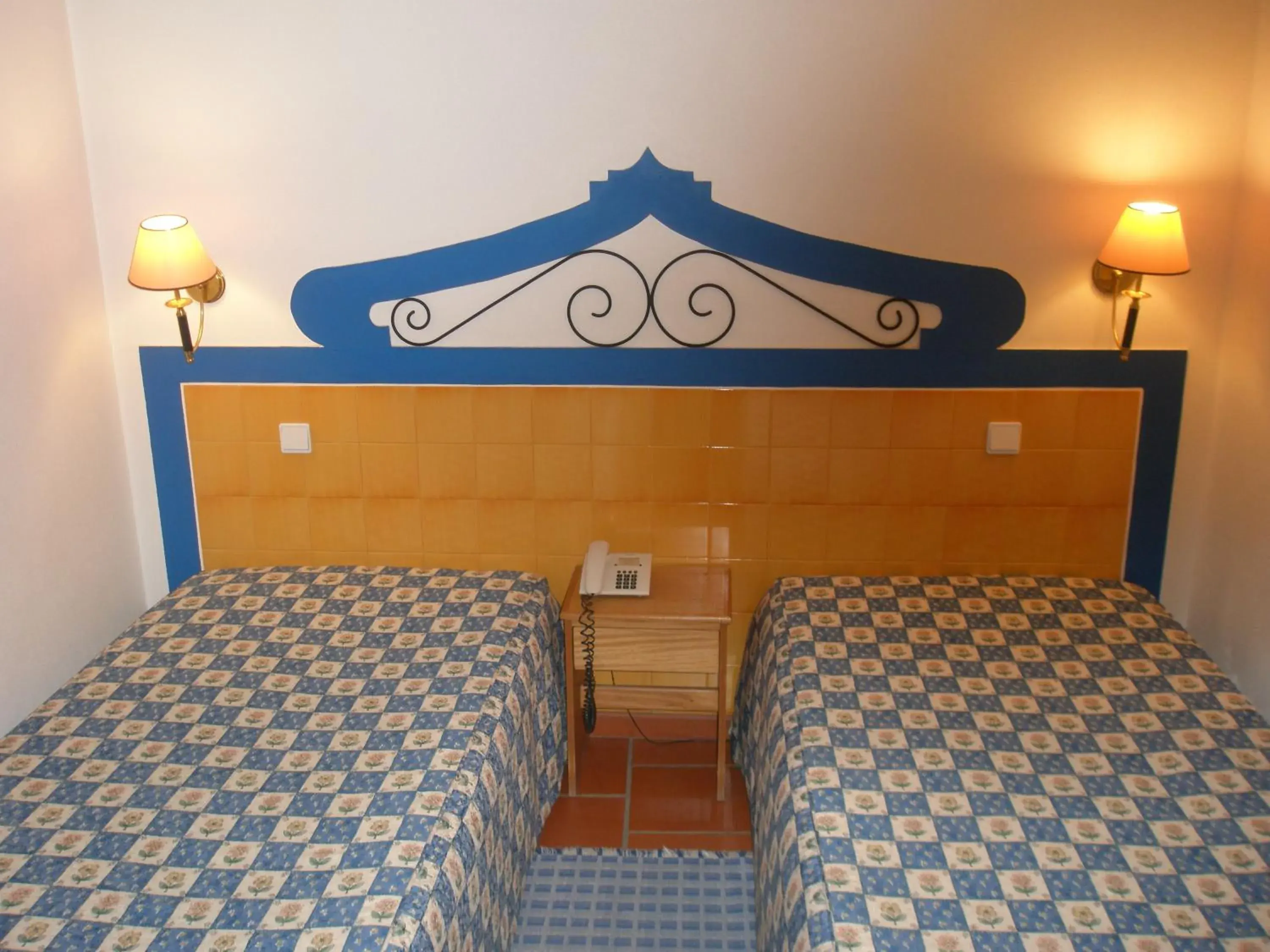 Twin Room - single occupancy in Hotel Passagem do Sol Twin Room - single occupancy in Hotel Passagem do Sol