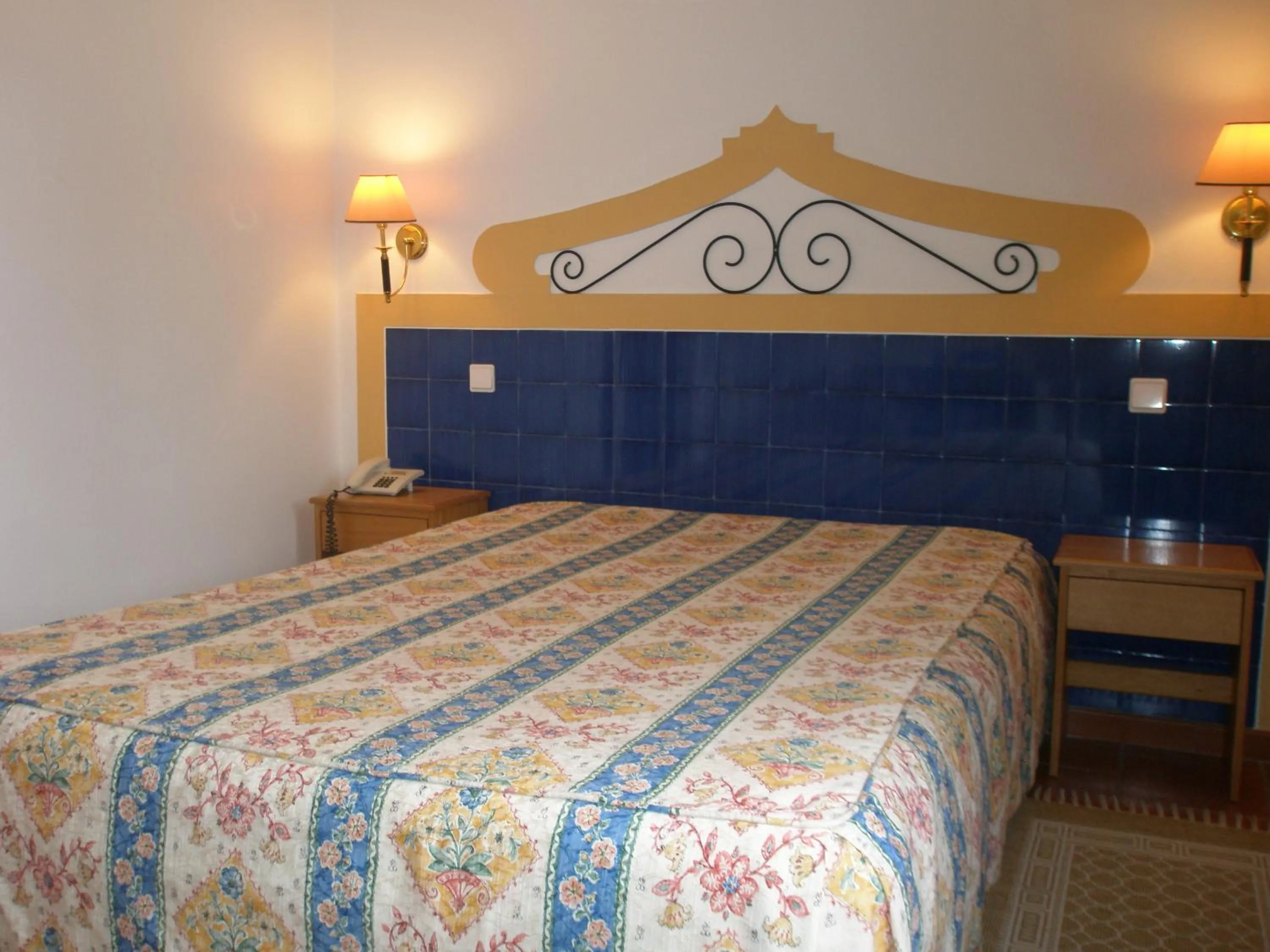 Double Room - single occupancy in Hotel Passagem do Sol
