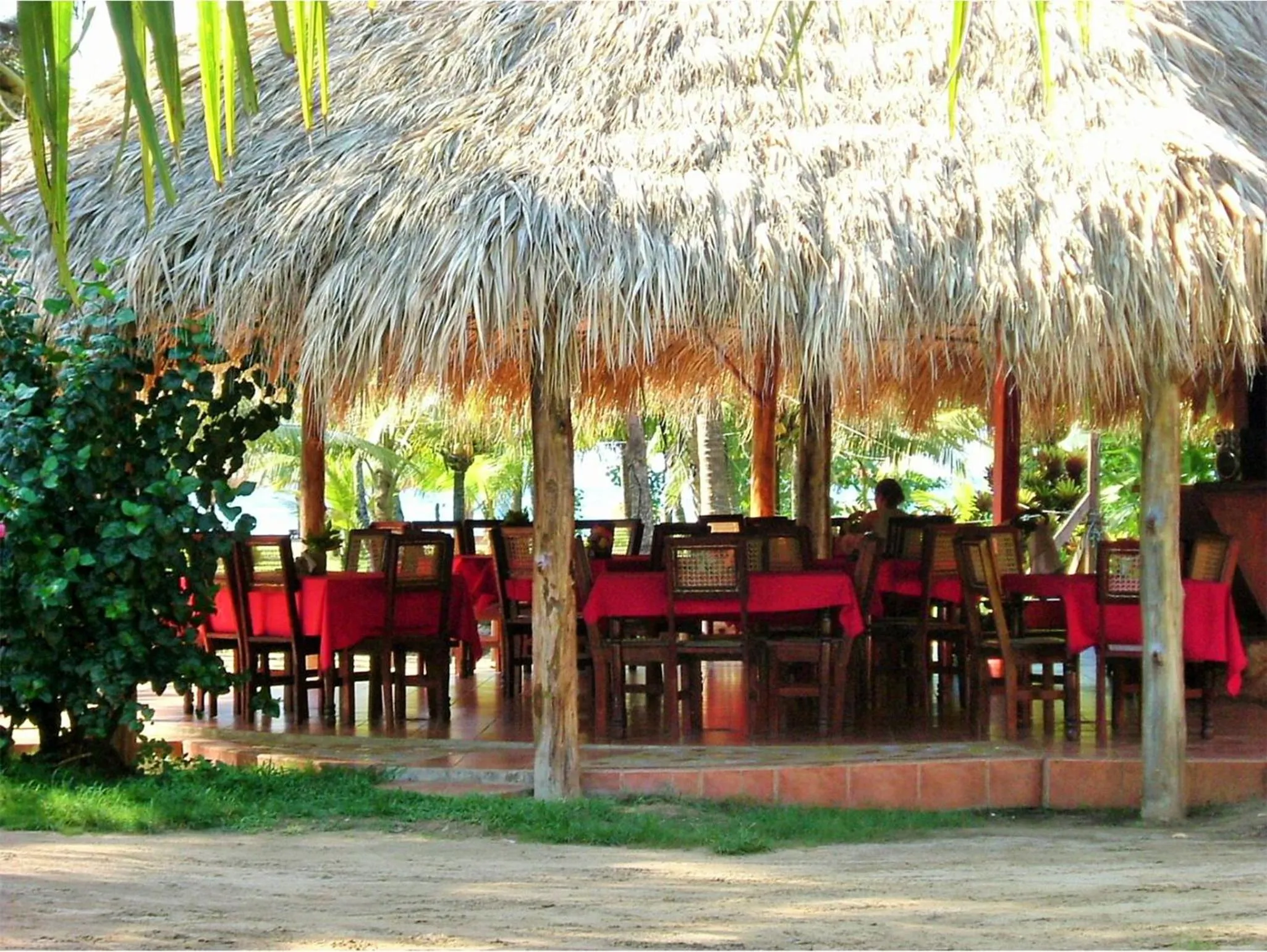 Restaurant/places to eat in Paraiso Beach Hotel