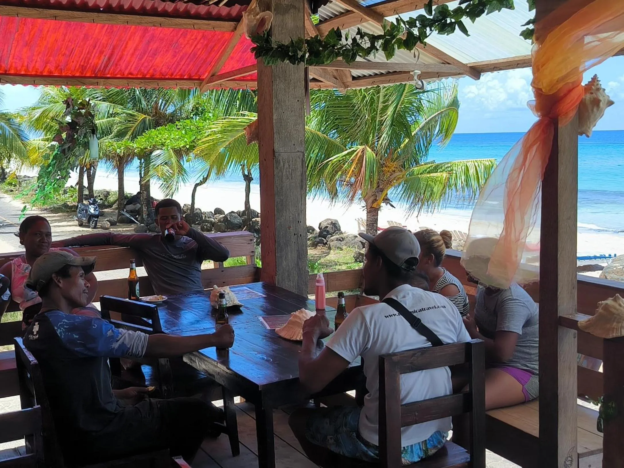 Beach in Paraiso Beach Hotel