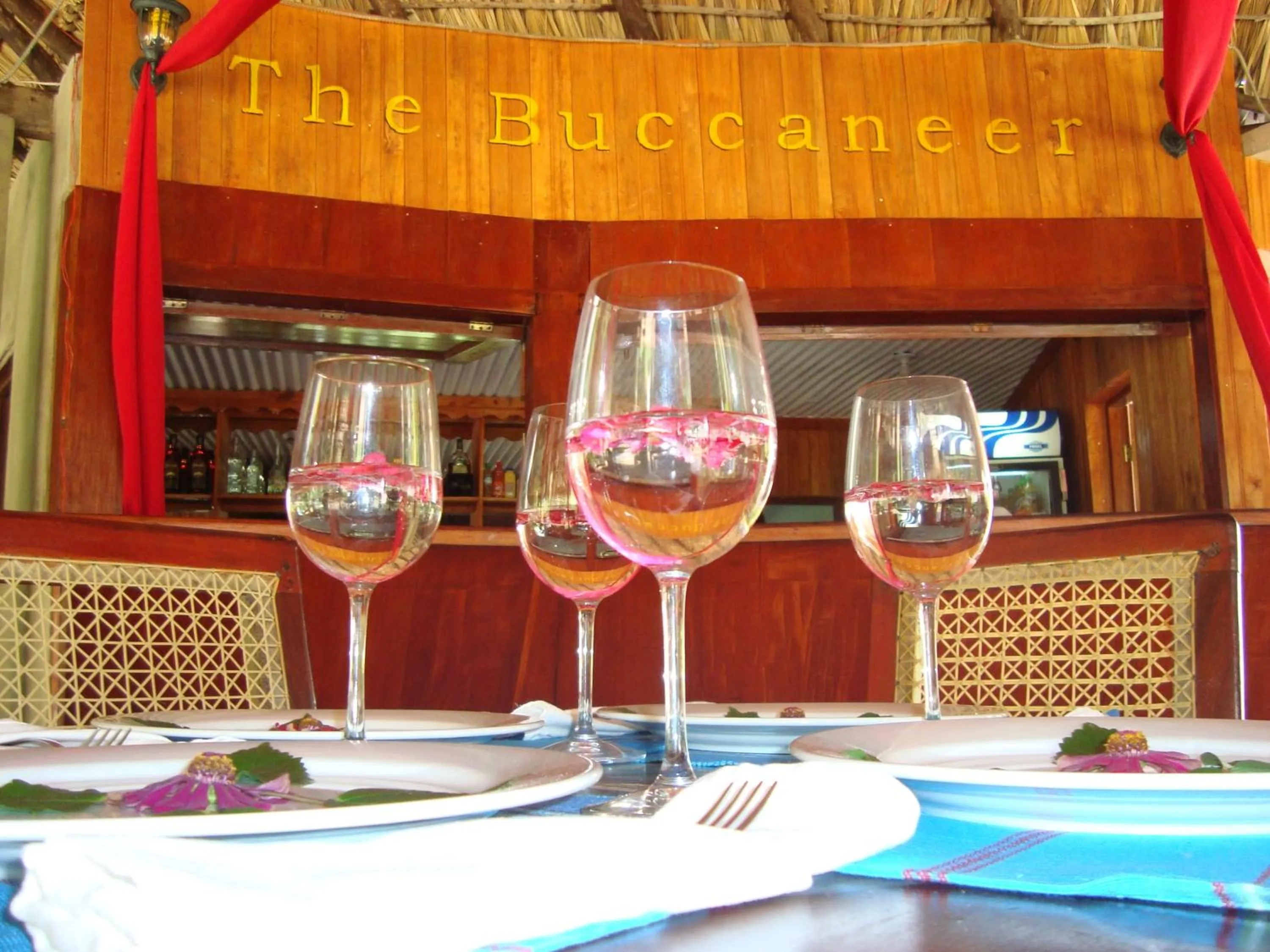 Restaurant/places to eat in Paraiso Beach Hotel