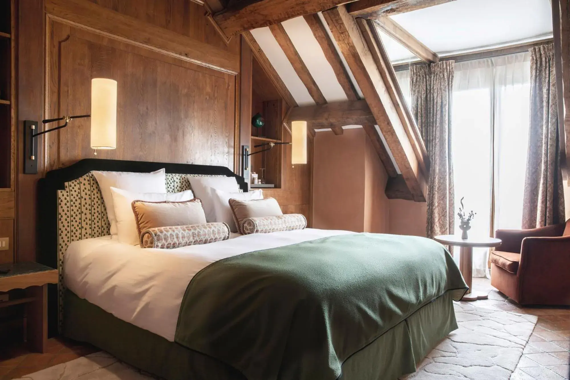 Superior King or Twin Room - single occupancy in Relais Bernard Loiseau Superior King or Twin Room - single occupancy in Relais Bernard Loiseau