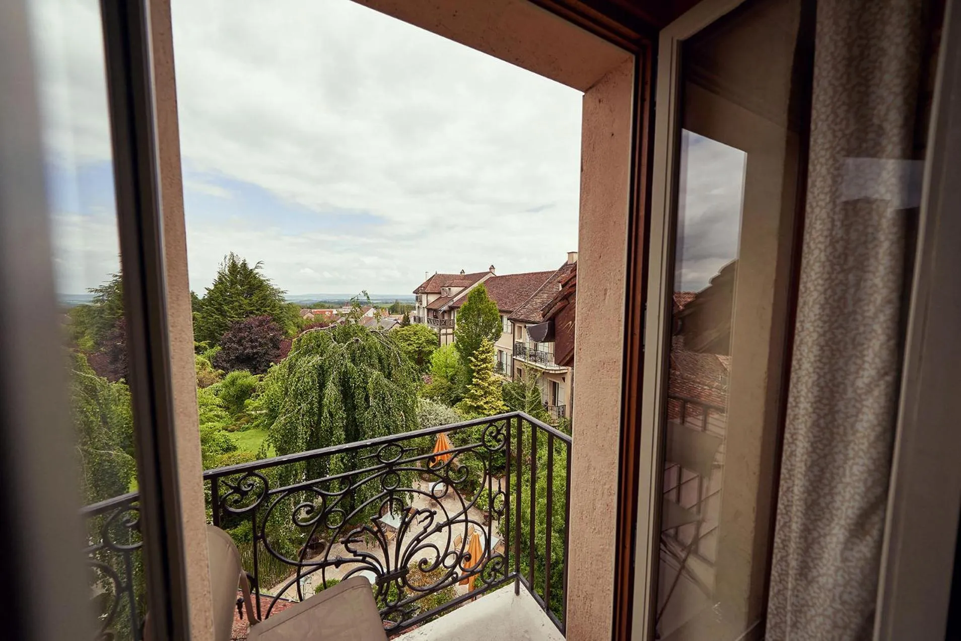 Balcony/Terrace in Relais Bernard Loiseau