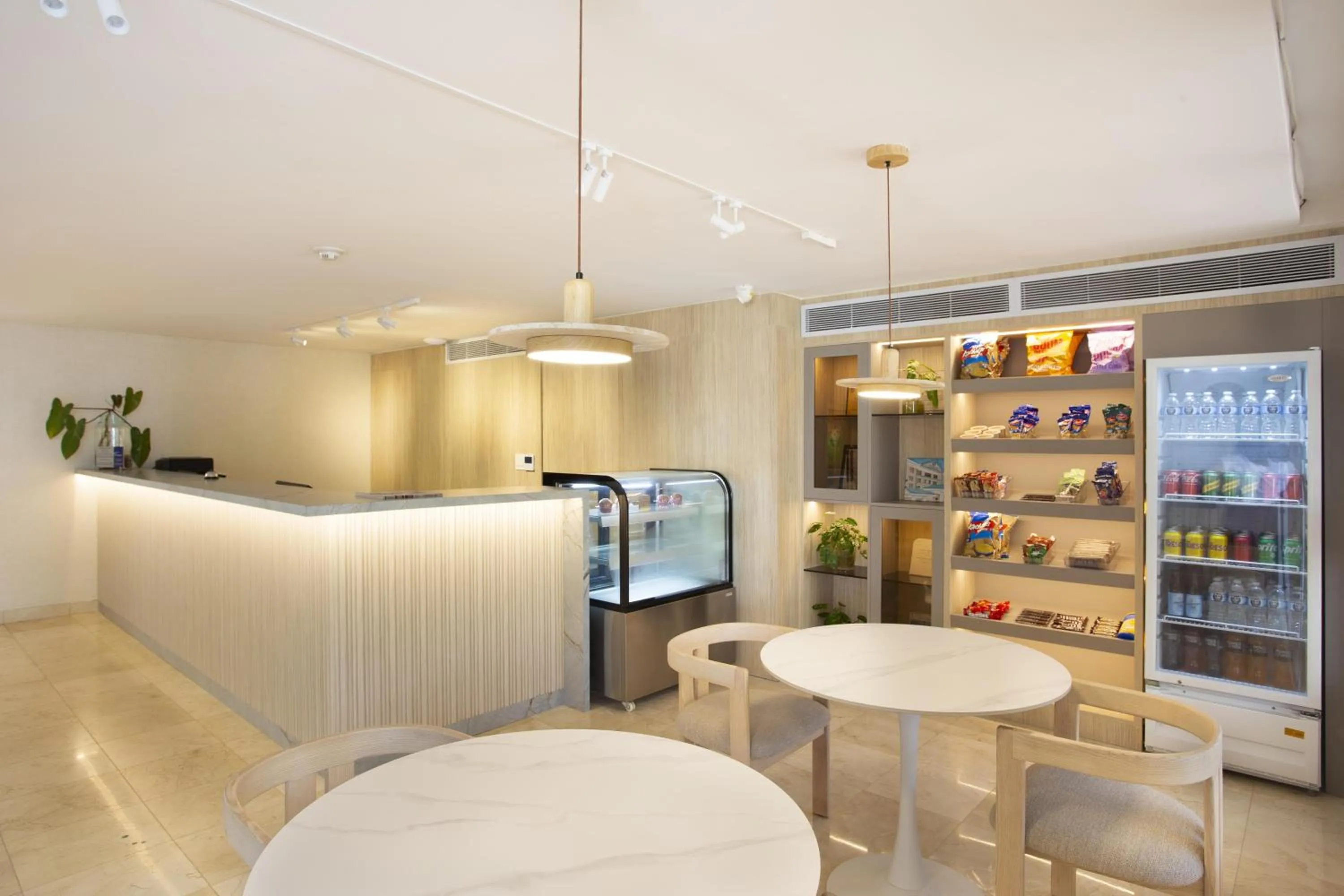 Property building in Best Western El Dorado Panama Hotel