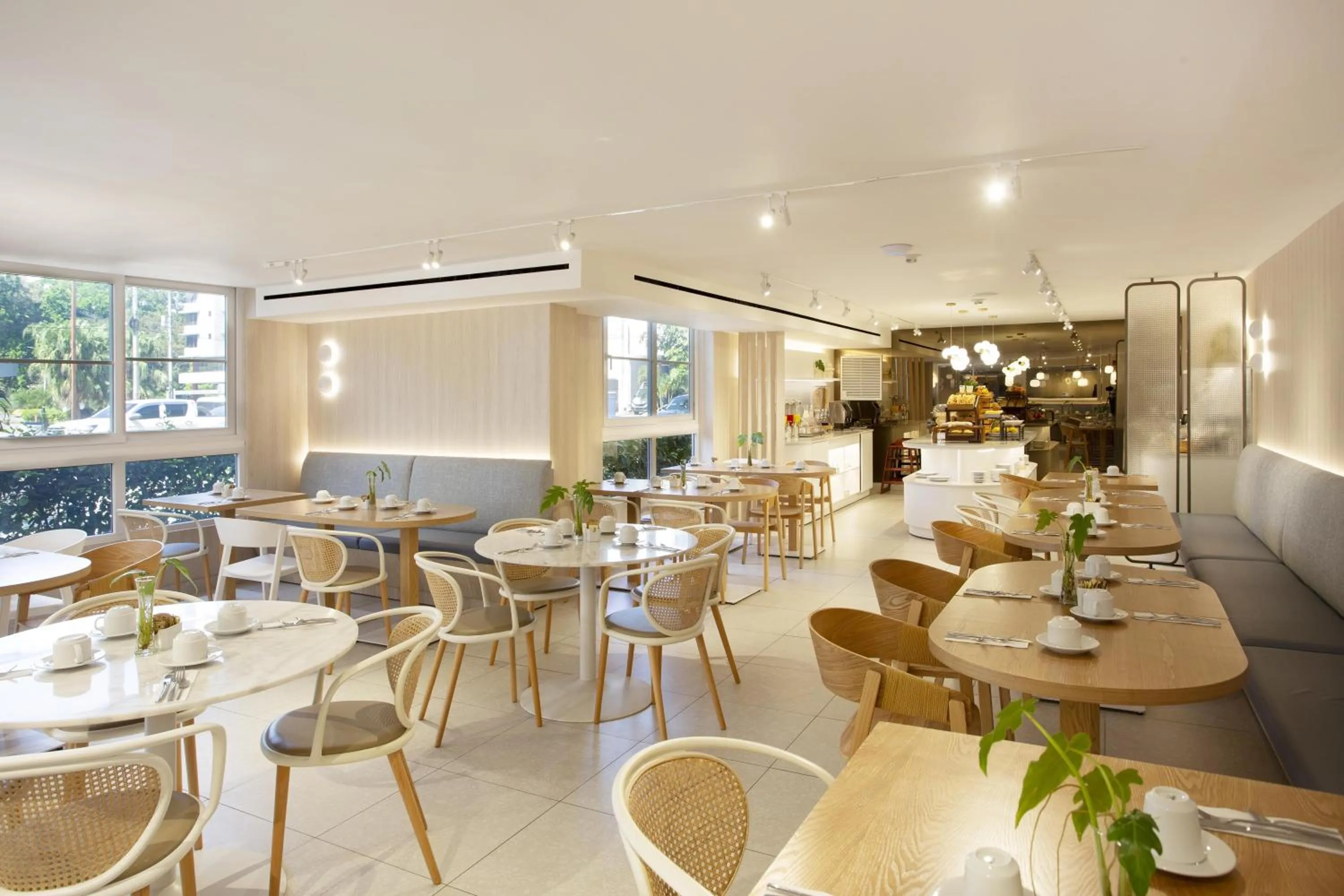 Breakfast in Best Western El Dorado Panama Hotel