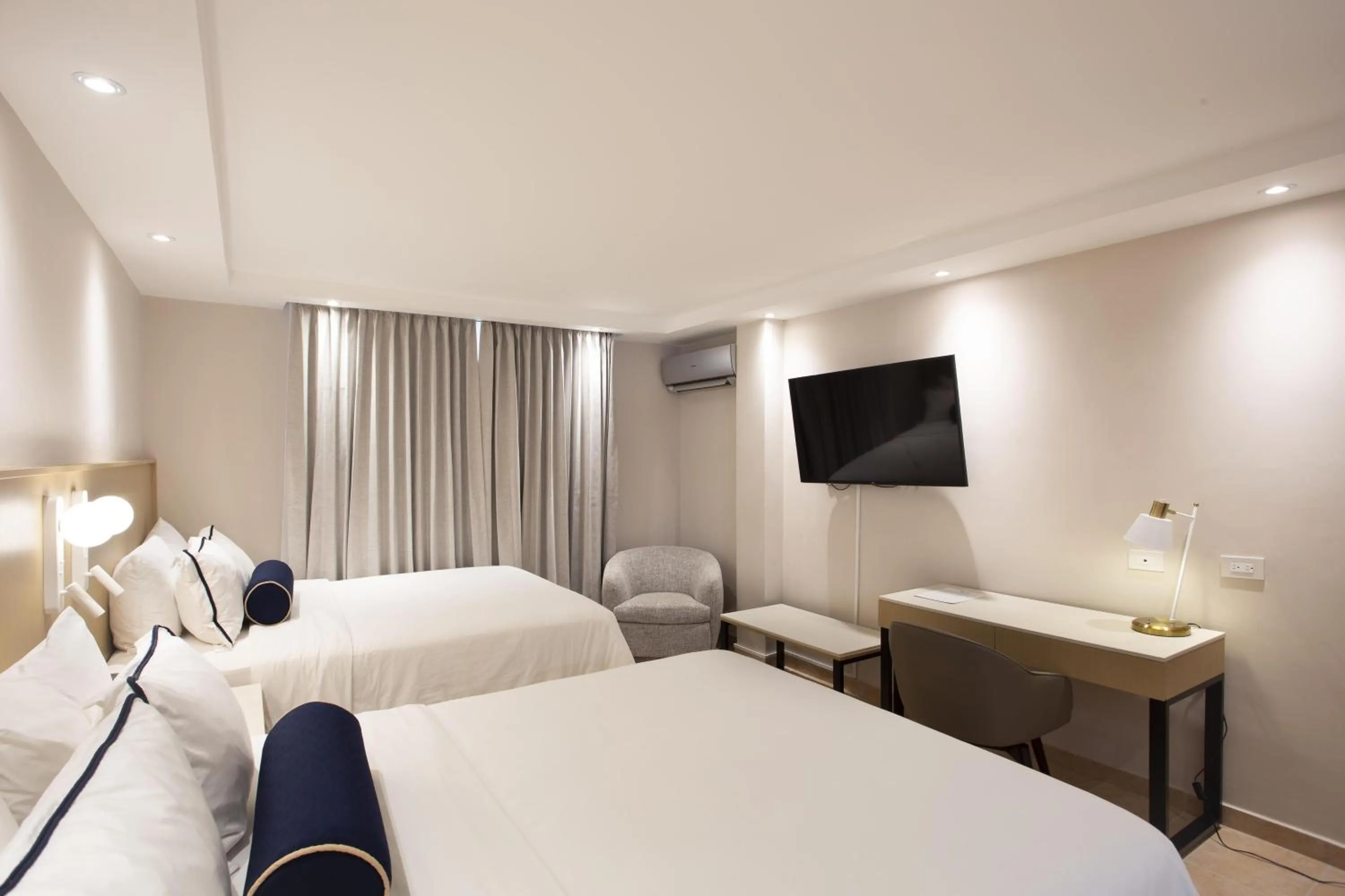 Photo of the whole room, Bed in Best Western El Dorado Panama Hotel