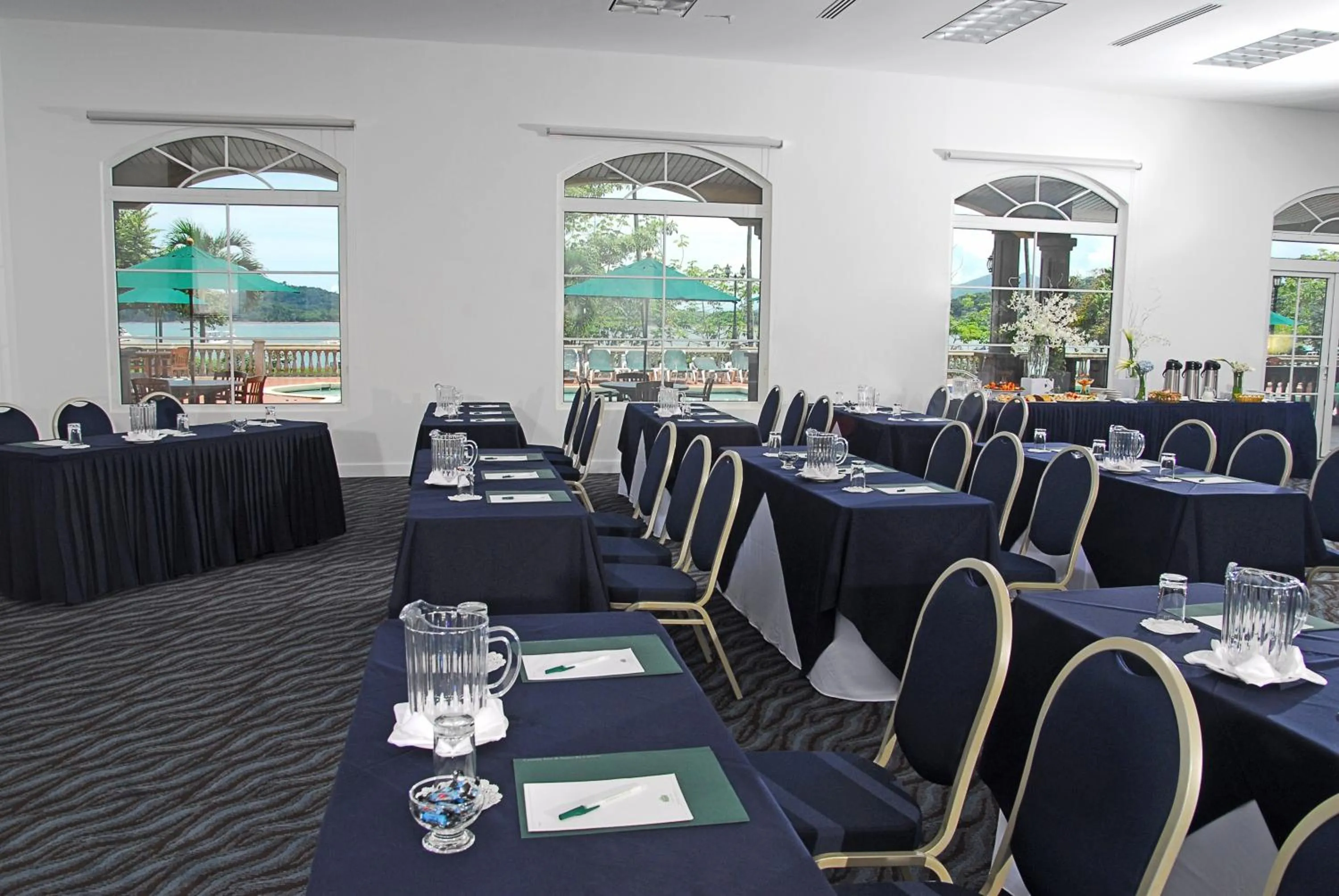 Business facilities in Radisson Hotel Panama Canal