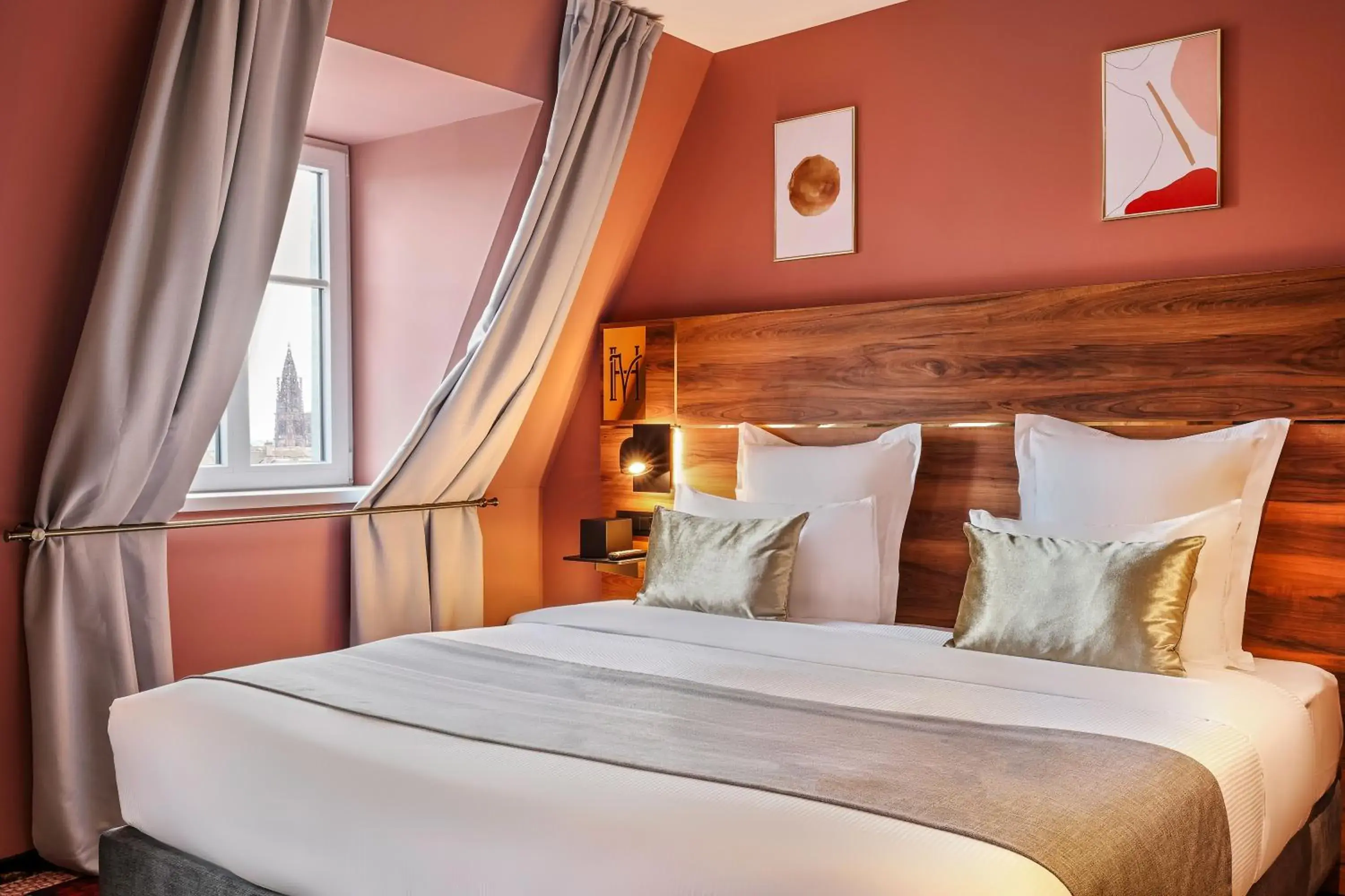 Bedroom, Bed in Hotel des Vosges BW Premier Collection Bedroom, Bed in Hotel des Vosges BW Premier Collection