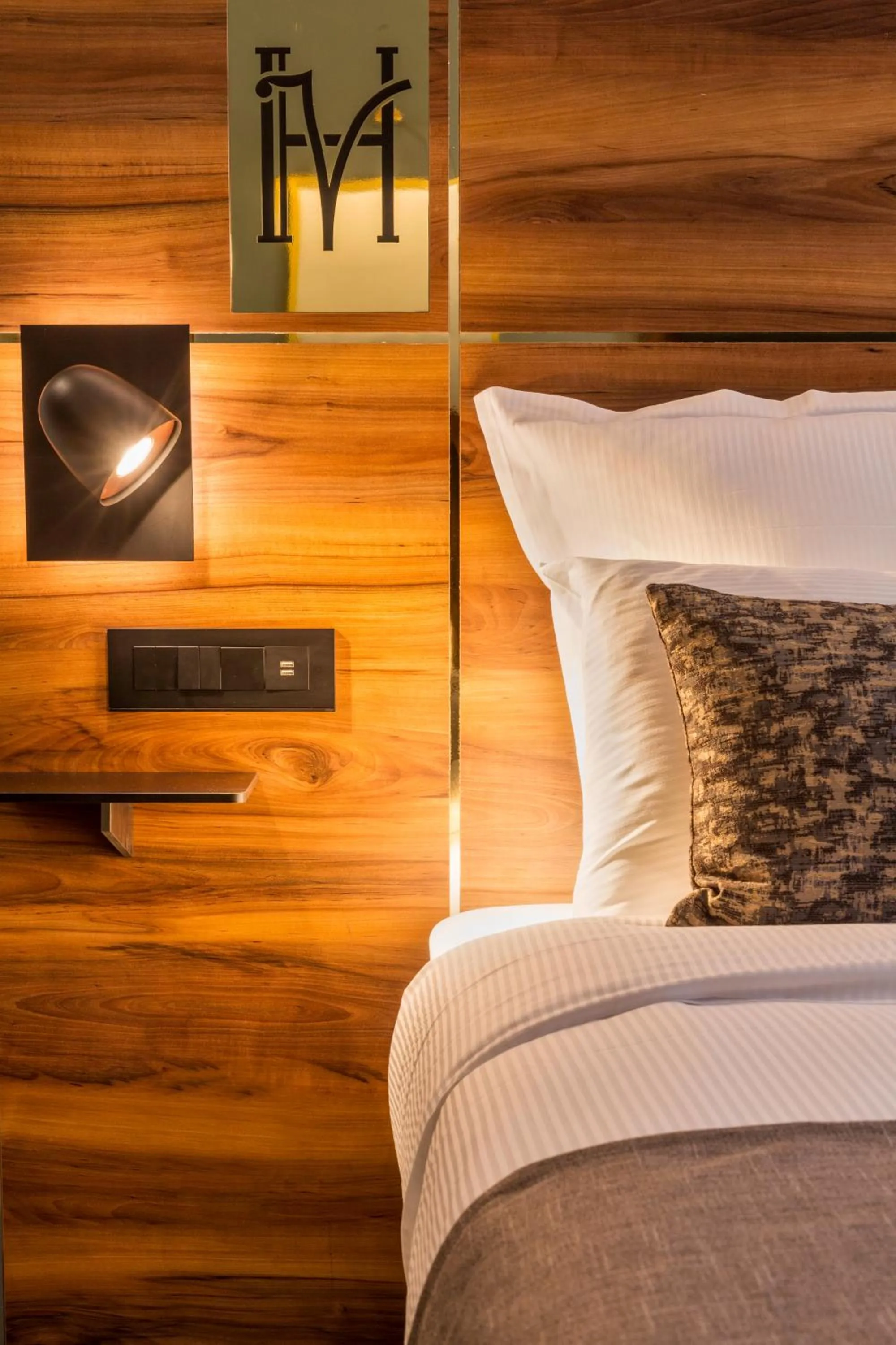 Bedroom, Bed in Hotel des Vosges BW Premier Collection