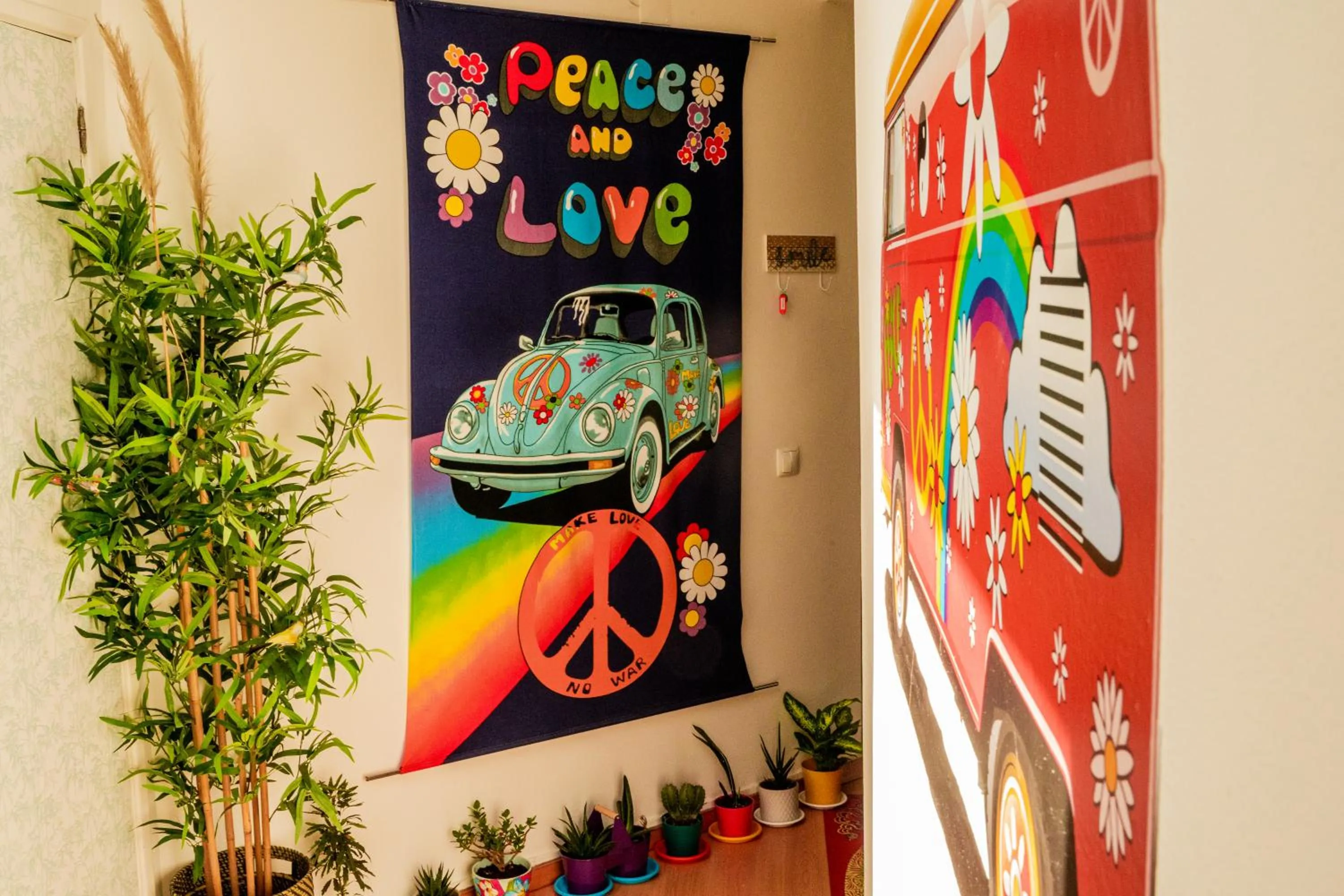Paz & Amor Guest House - Peace & Love