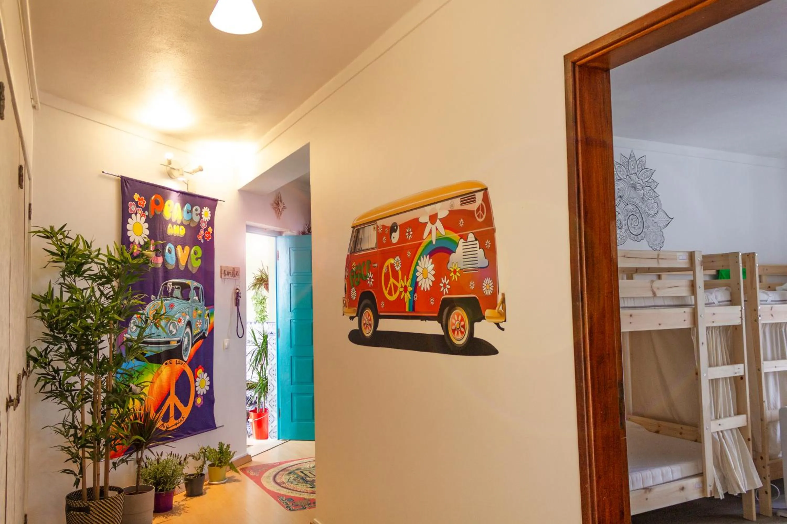 Facade/entrance, Bed in Paz & Amor Guest House - Peace & Love