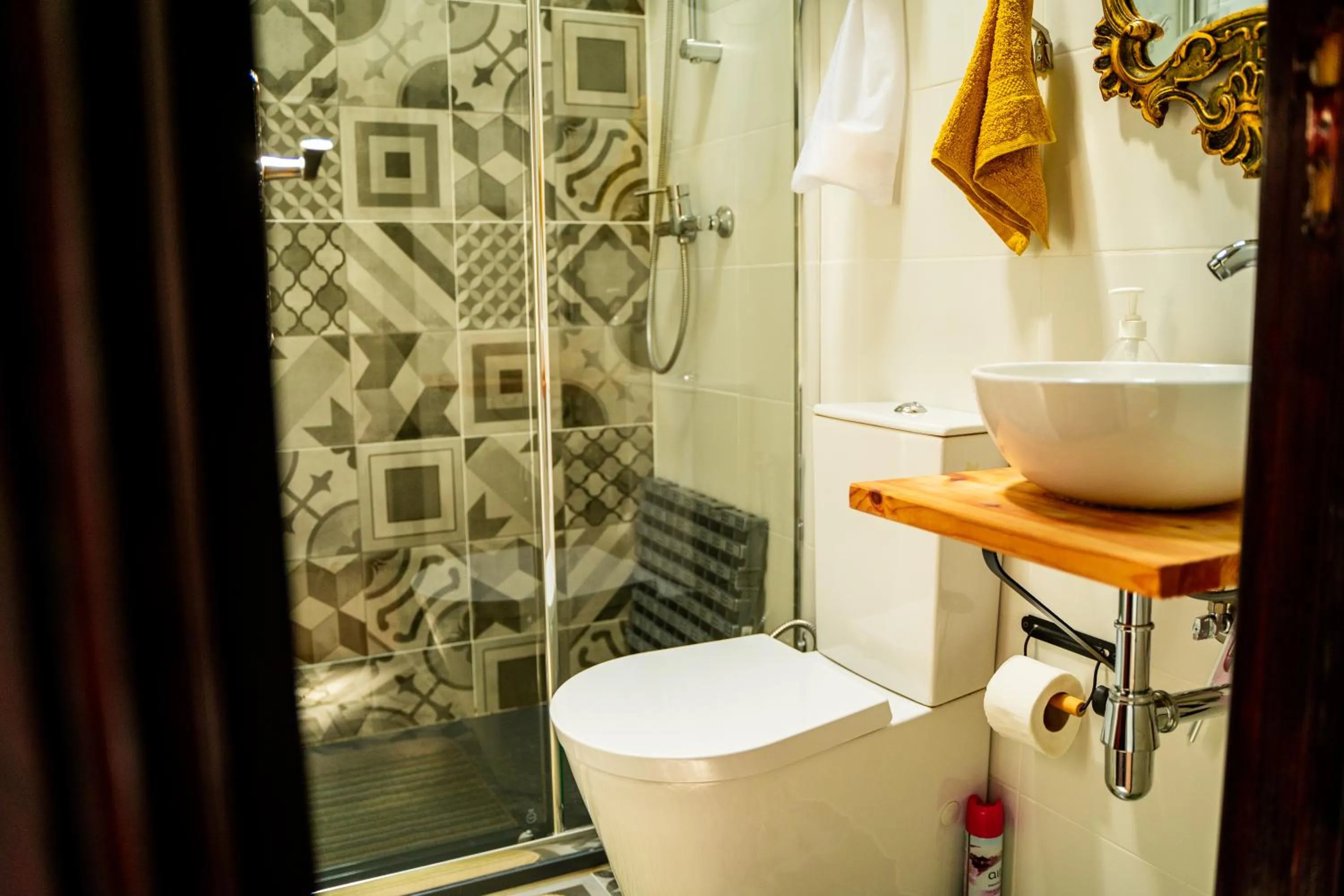 Paz & Amor Guest House - Peace & Love