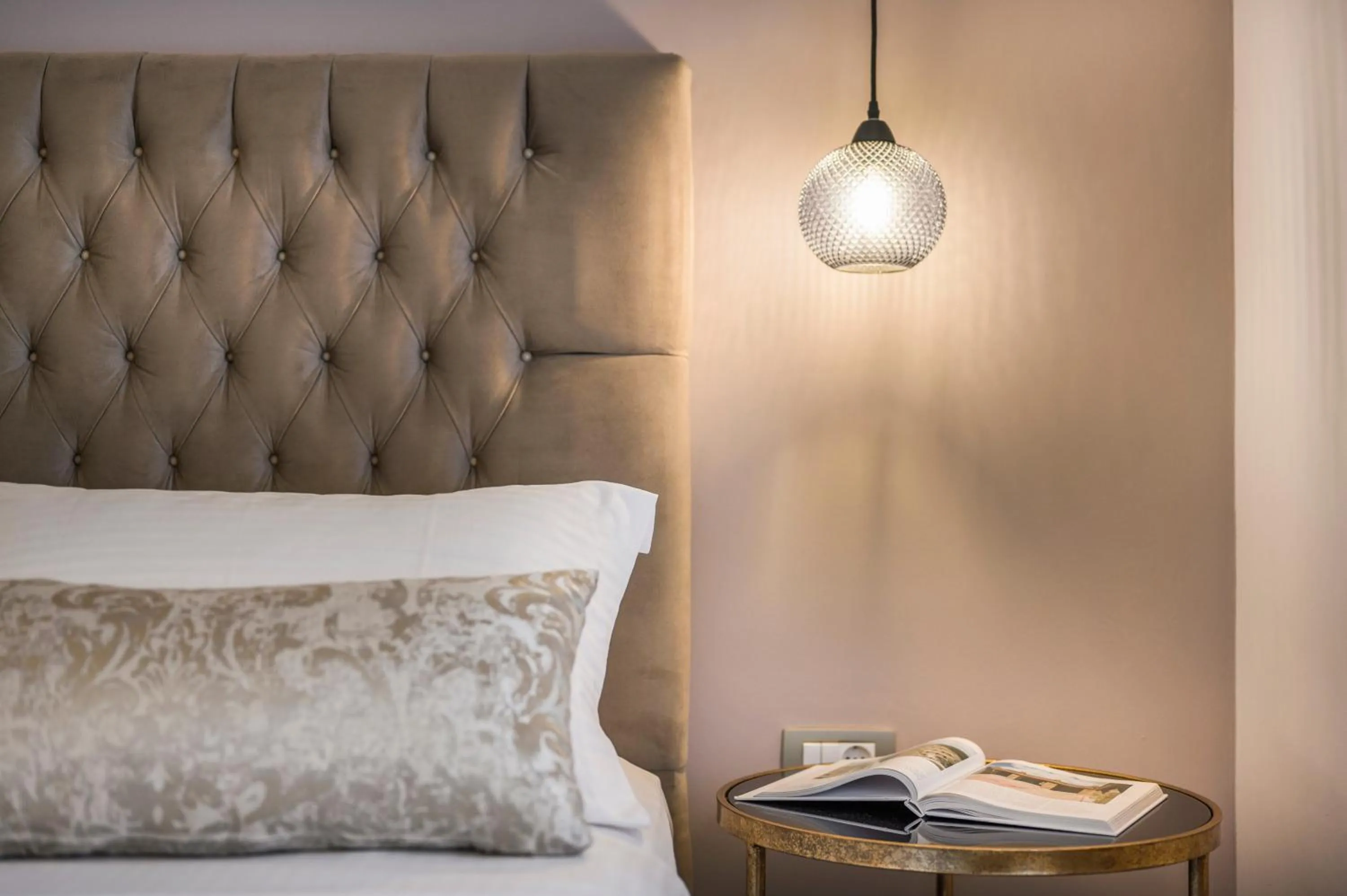 Bed in Plaza 1866 Superior City Rooms