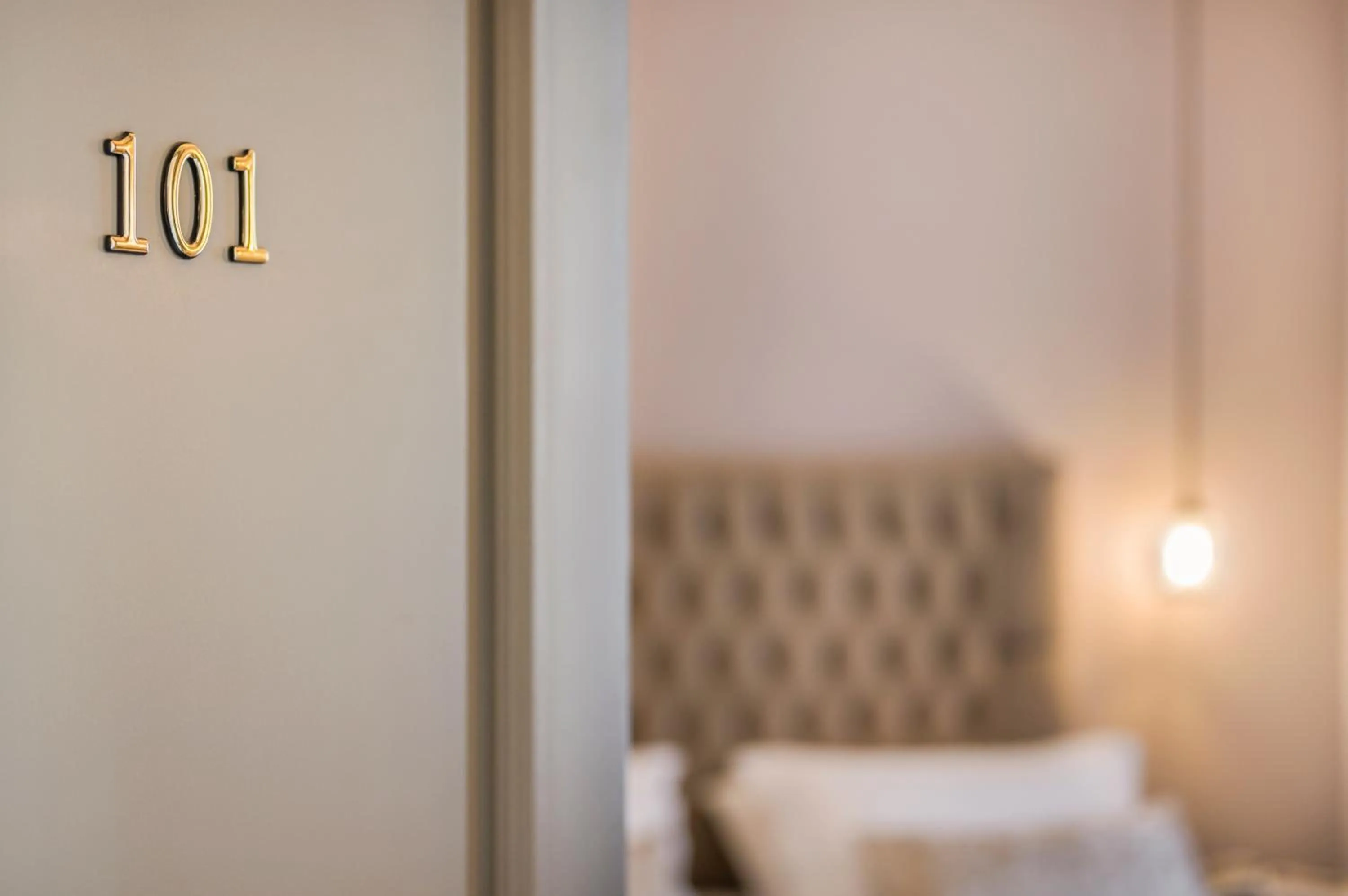 Bed in Plaza 1866 Superior City Rooms