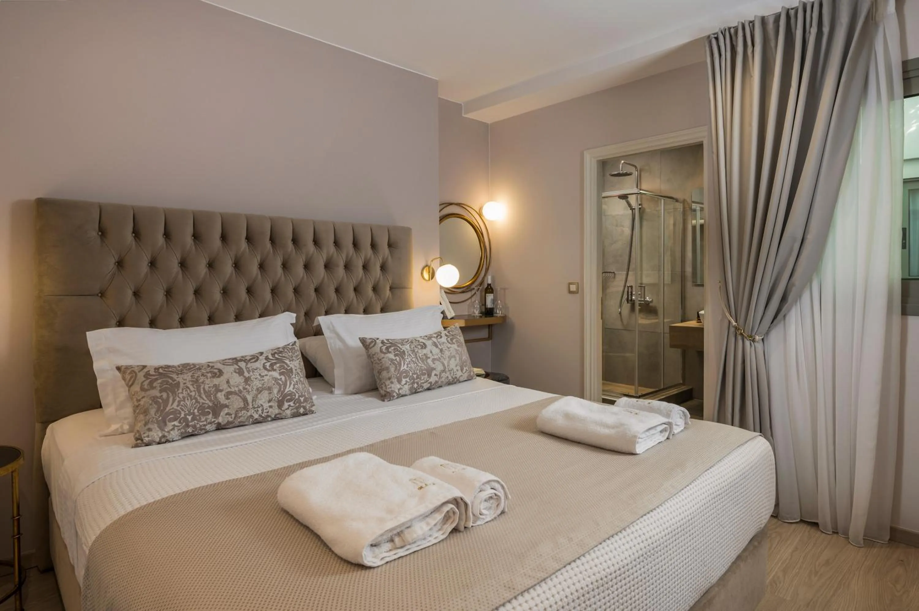 Bed in Plaza 1866 Superior City Rooms