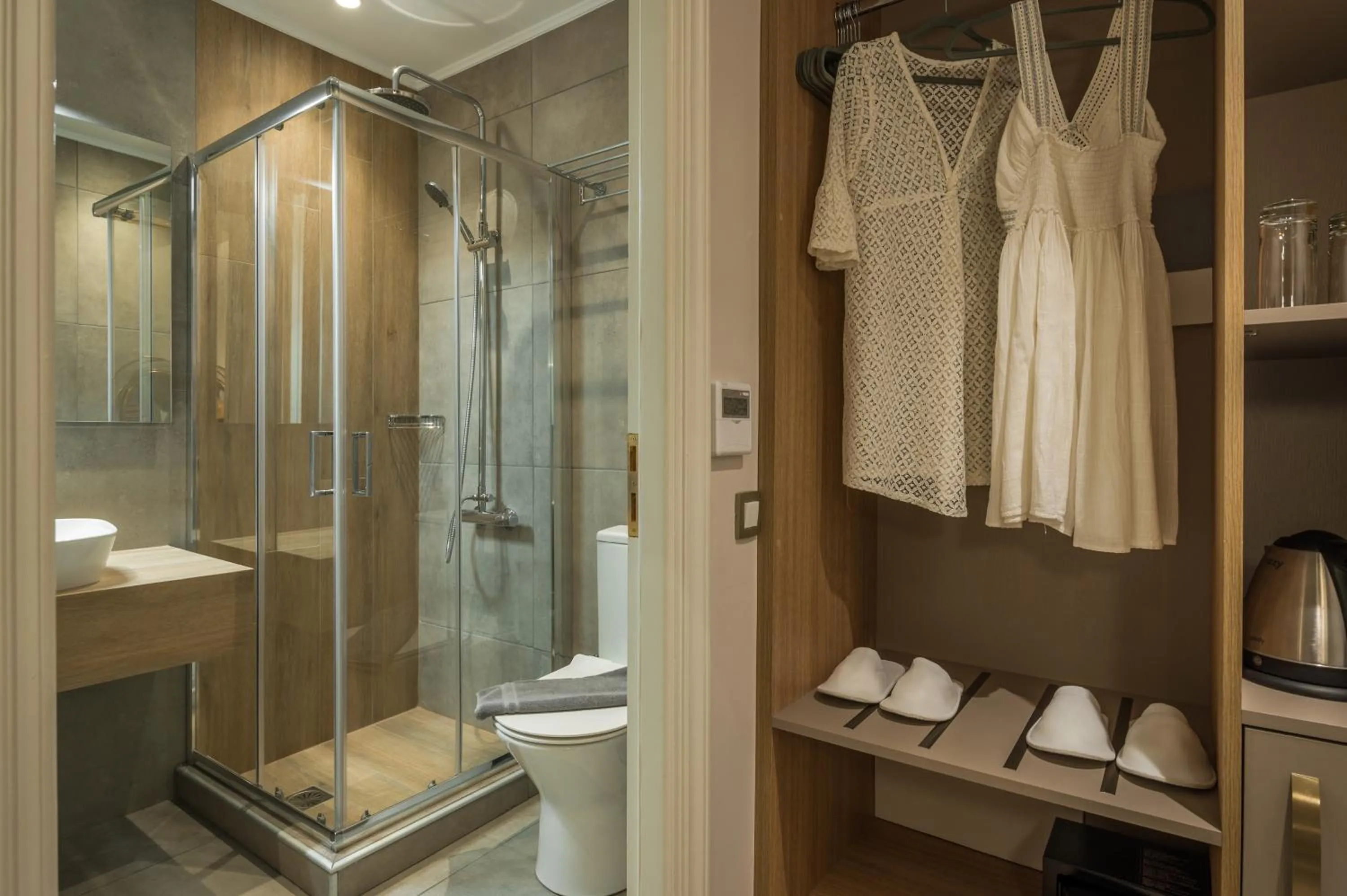 Plaza 1866 Superior City Rooms