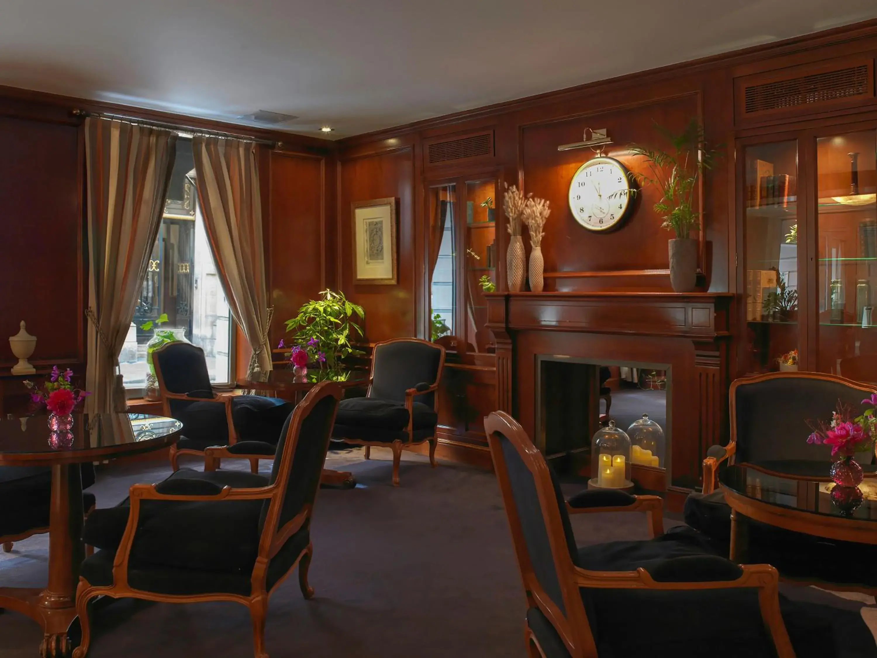 Property building in Meliá Paris Vendôme Property building in Meliá Paris Vendôme