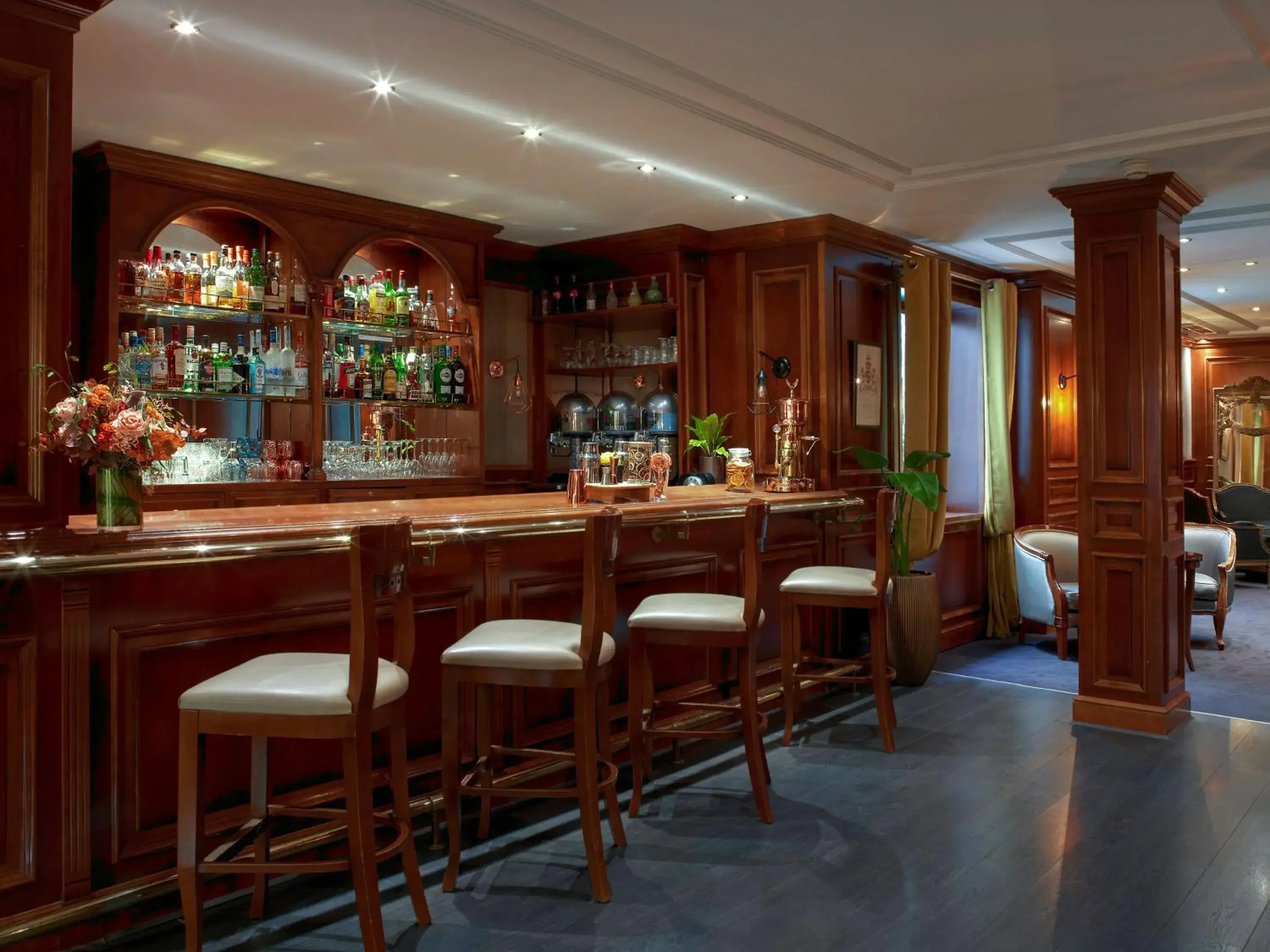 Lounge or bar in Meliá Paris Vendôme Lounge or bar in Meliá Paris Vendôme