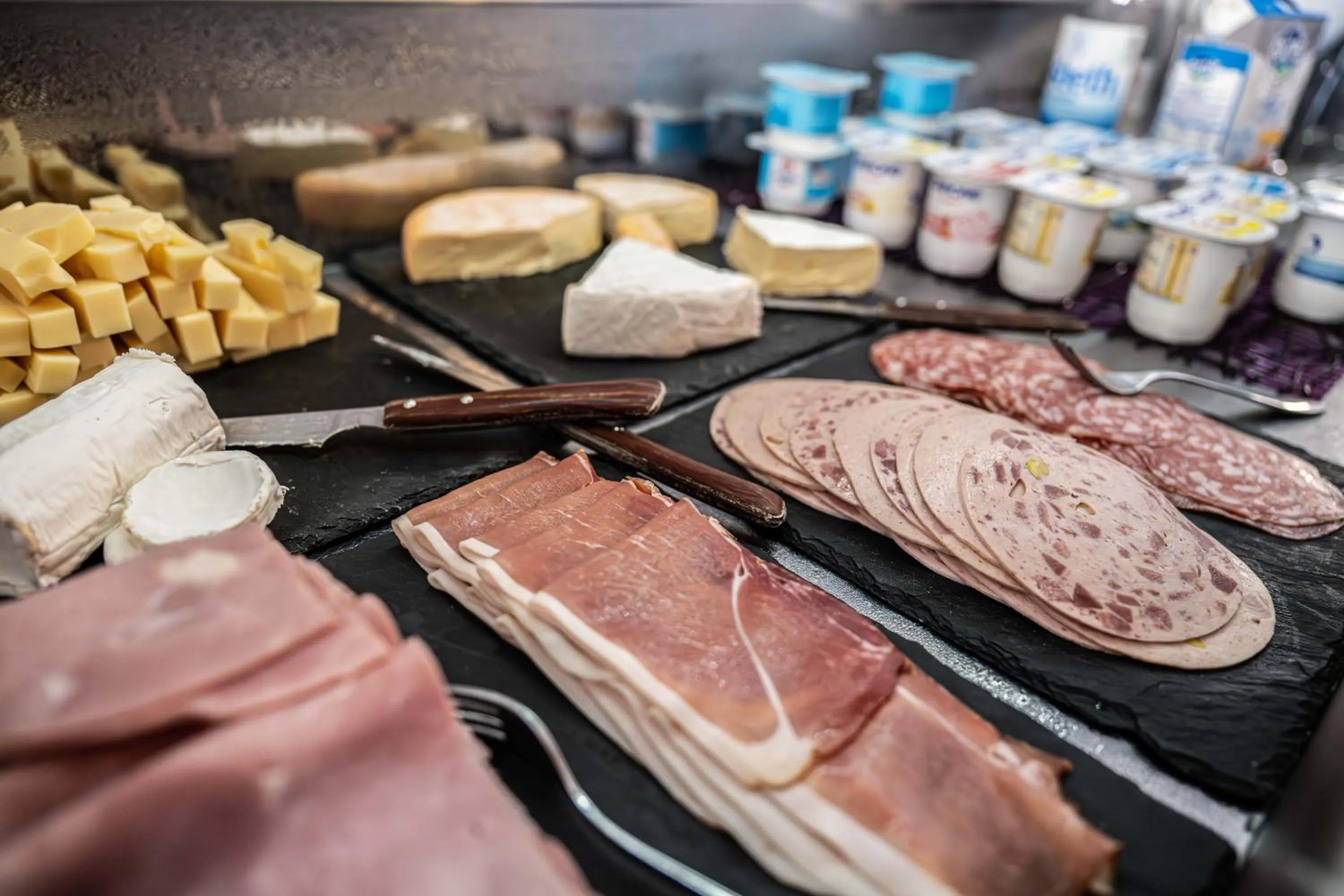 Buffet breakfast in Hotel Colmar Vignes Eguisheim