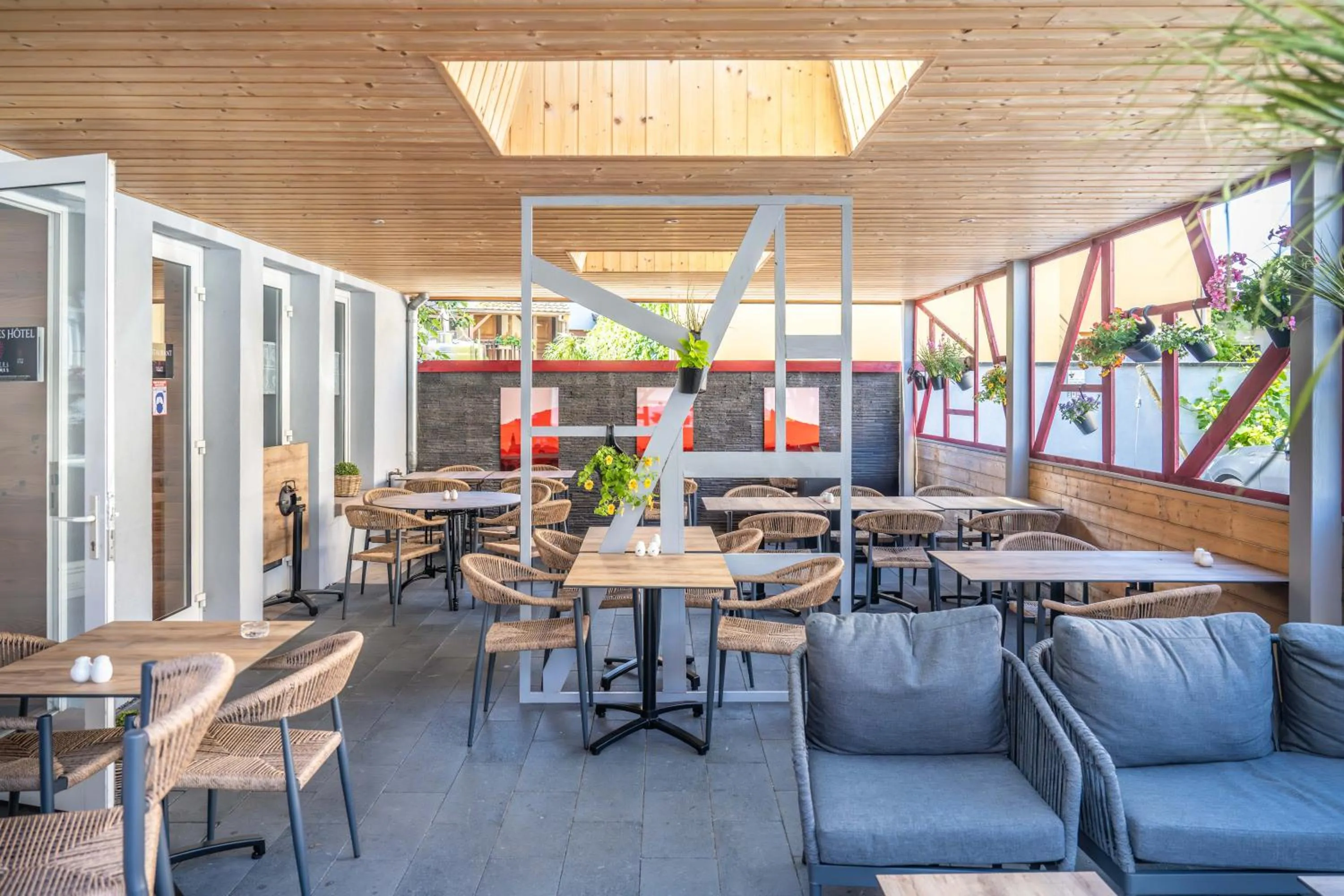 Patio in Hotel Colmar Vignes Eguisheim