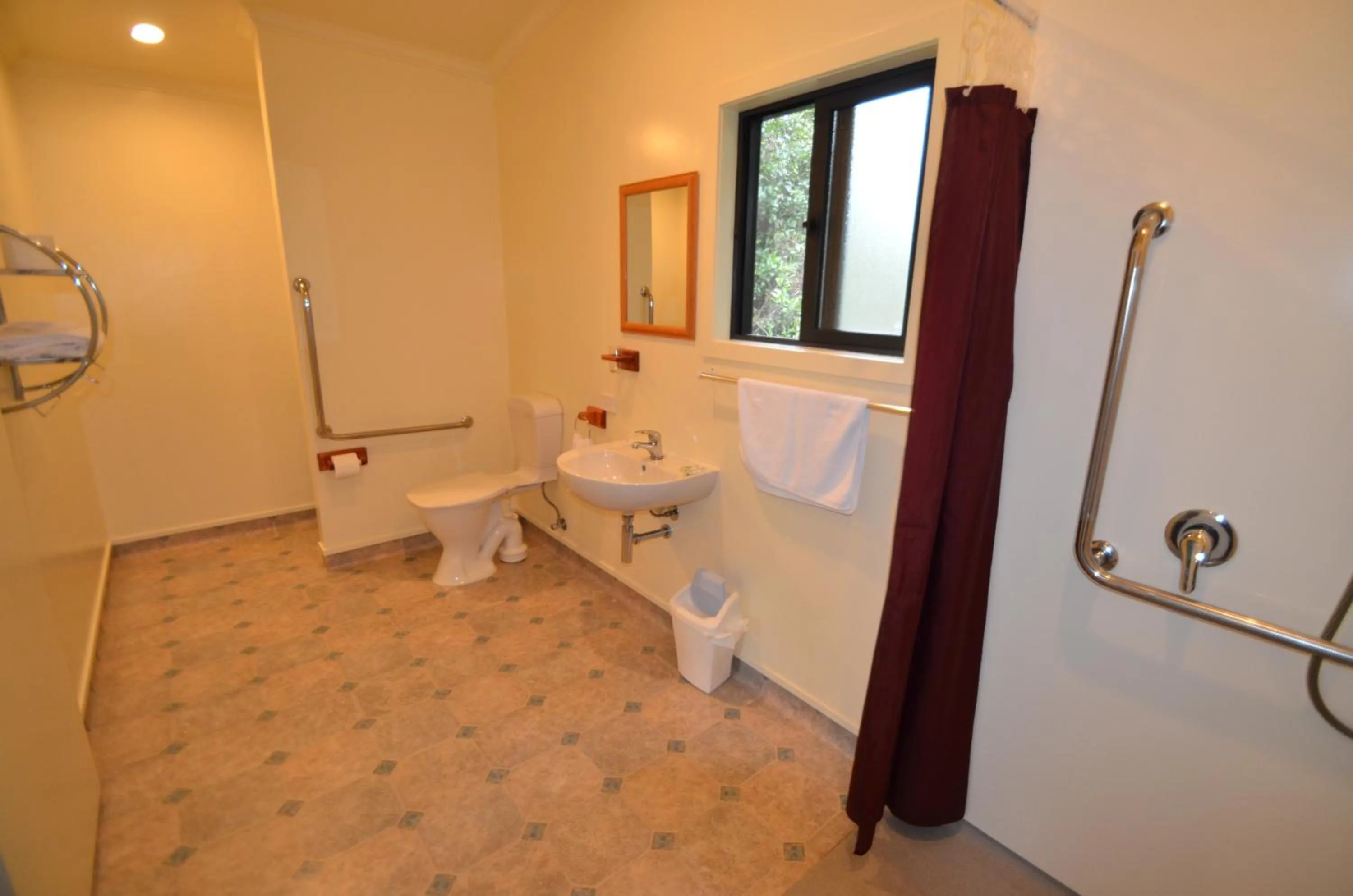 Bay Road Motels